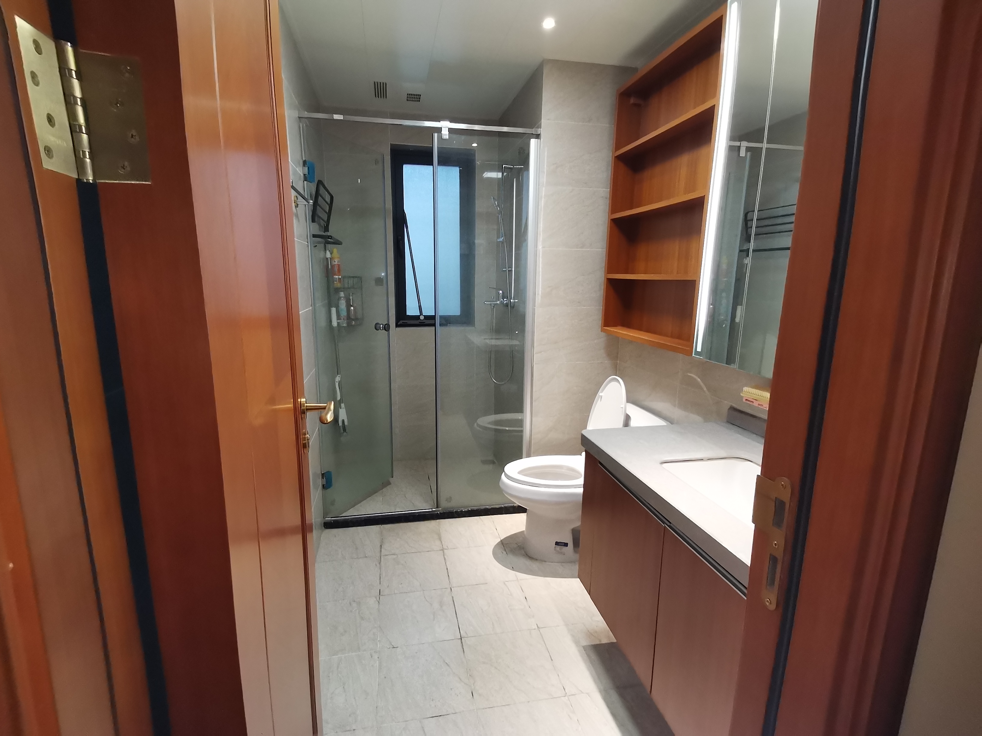 恒大华府 3室2厅2卫 100.0万 恒大华府 3室2厅2卫 100.0万室内图