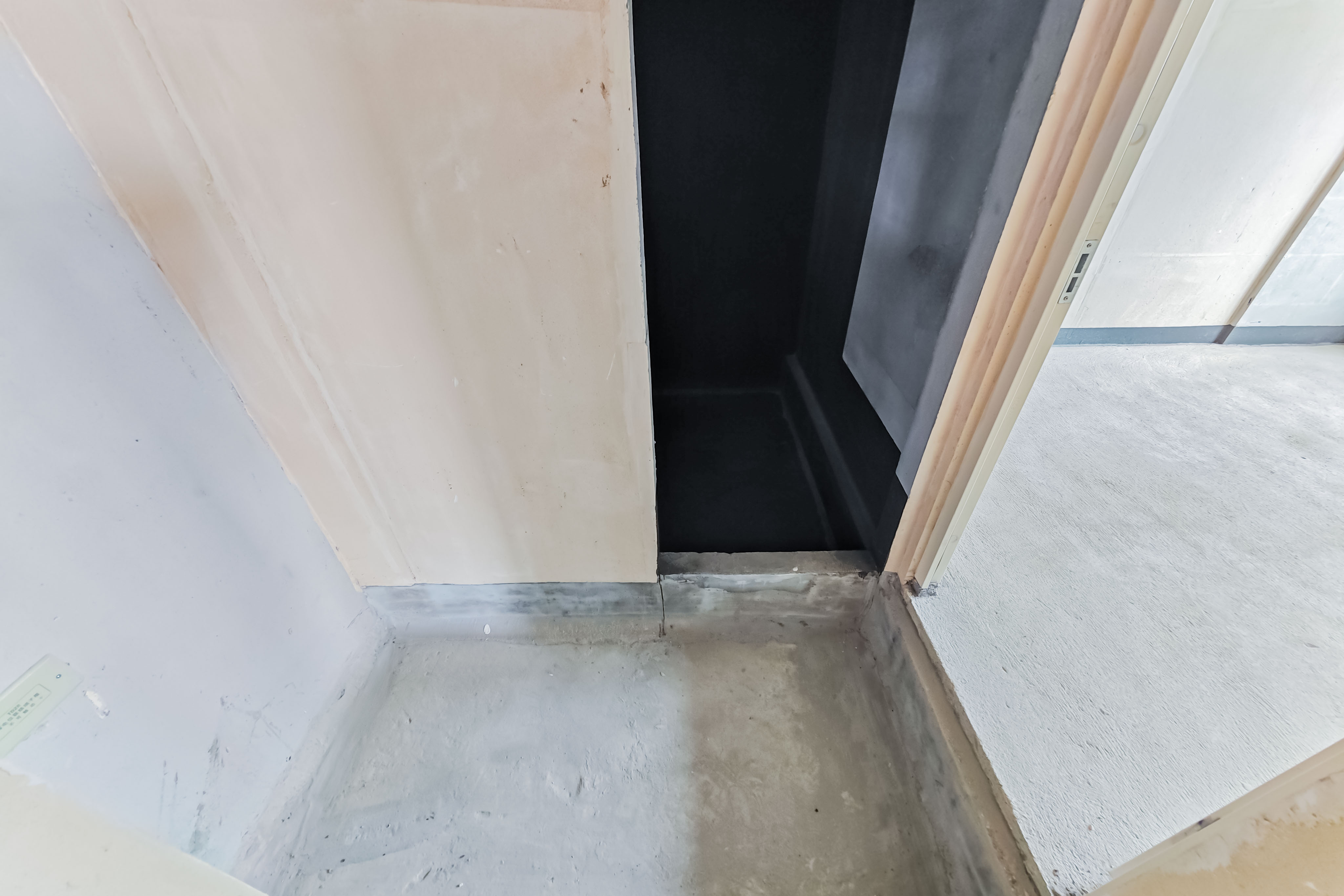 建发玖洲观澜  4室2厅2卫   195.00万其他