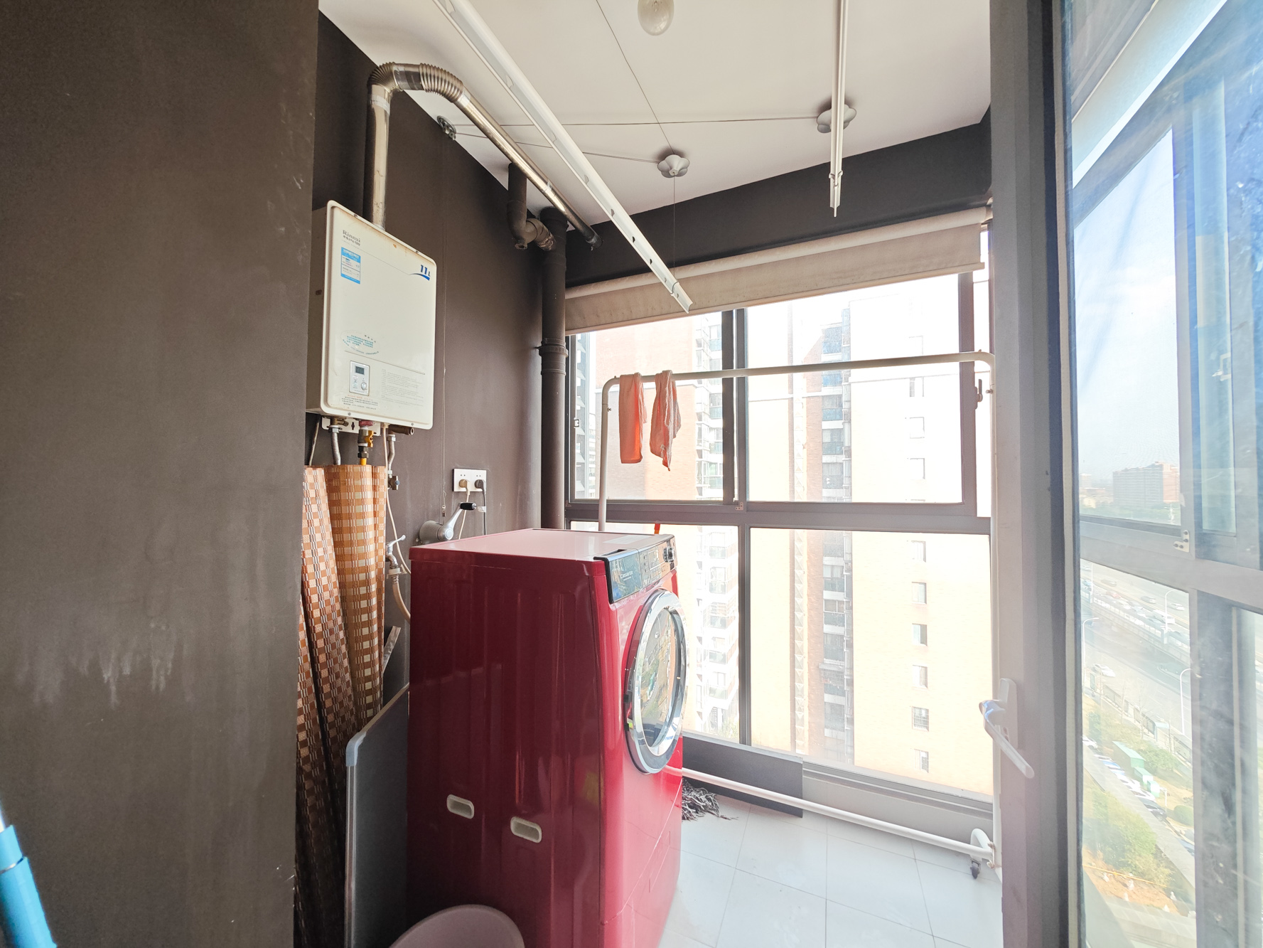湘府东苑  3室2厅2卫   111.00万其他
