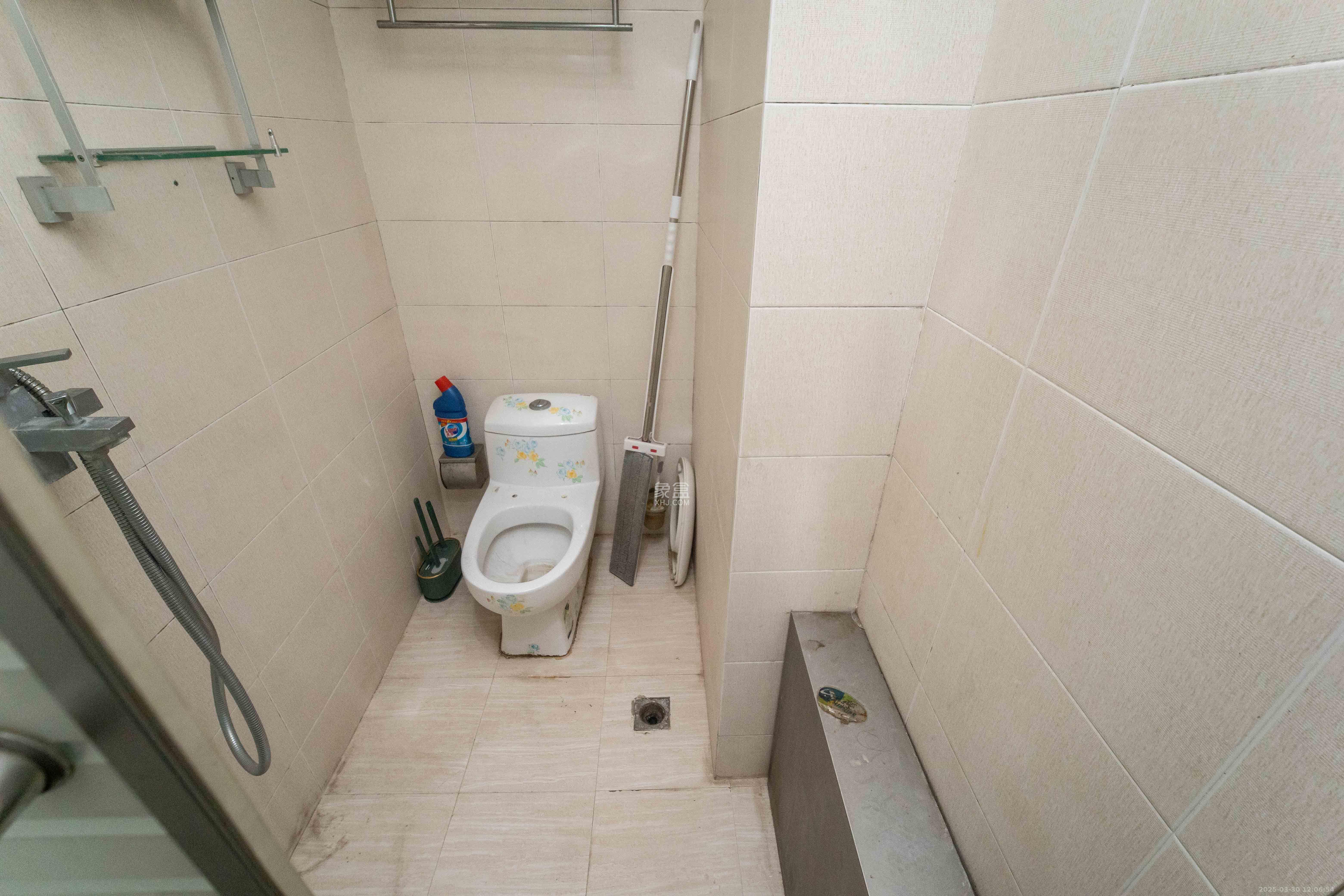 丽景新贵 2室2厅1卫 2300.0元/月 丽景新贵 2室2厅1卫 2300.0元/月室内图