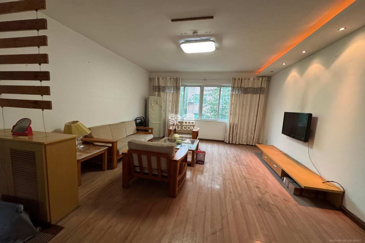 香山美境 2室2厅2卫 1300.0元/月 香山美境 2室2厅2卫 1300.0元/月室内图