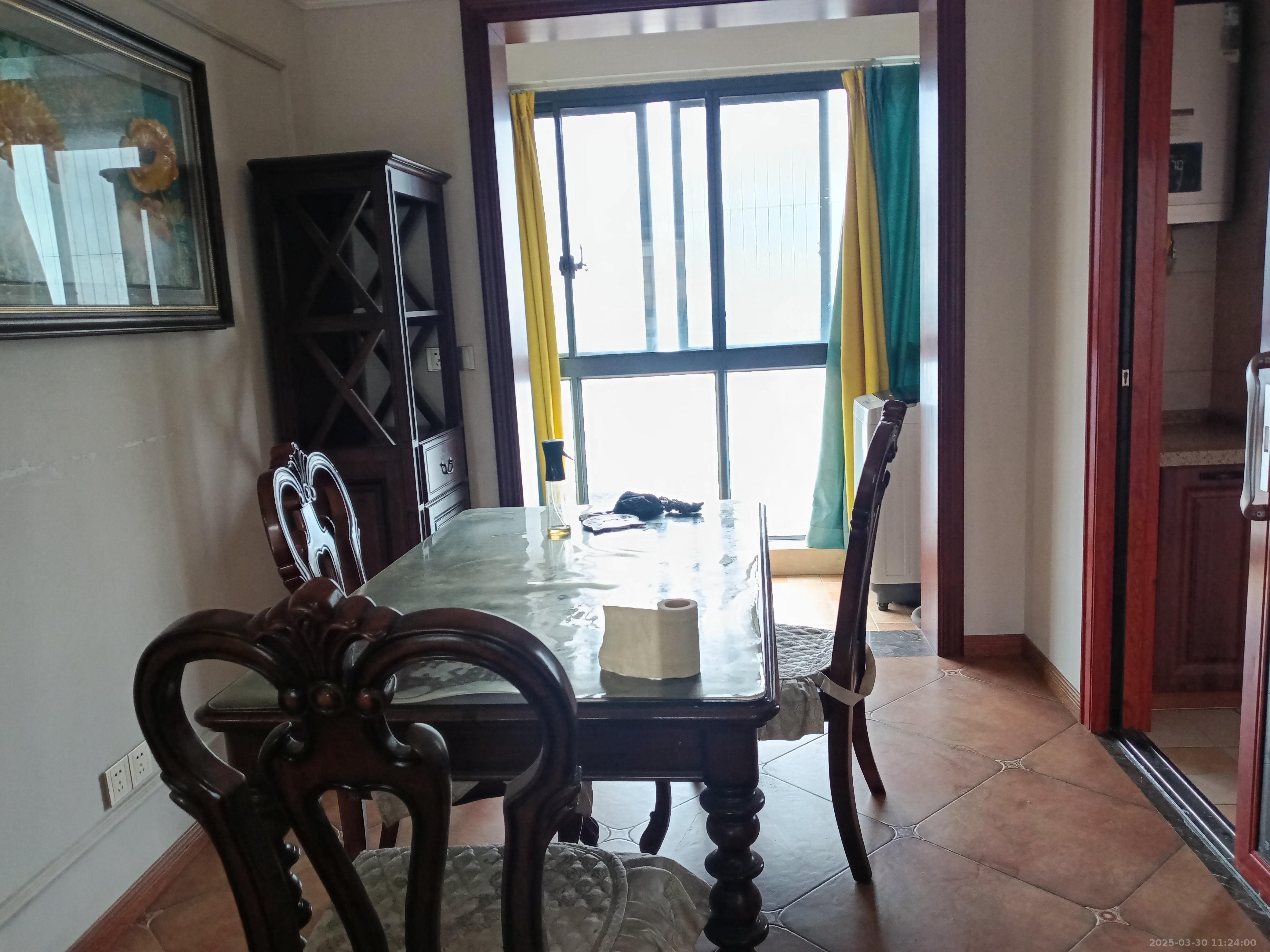 时代新城(翰林府) 3室2厅1卫 1900.0元/月 时代新城(翰林府) 3室2厅1卫 1900.0元/月室内图