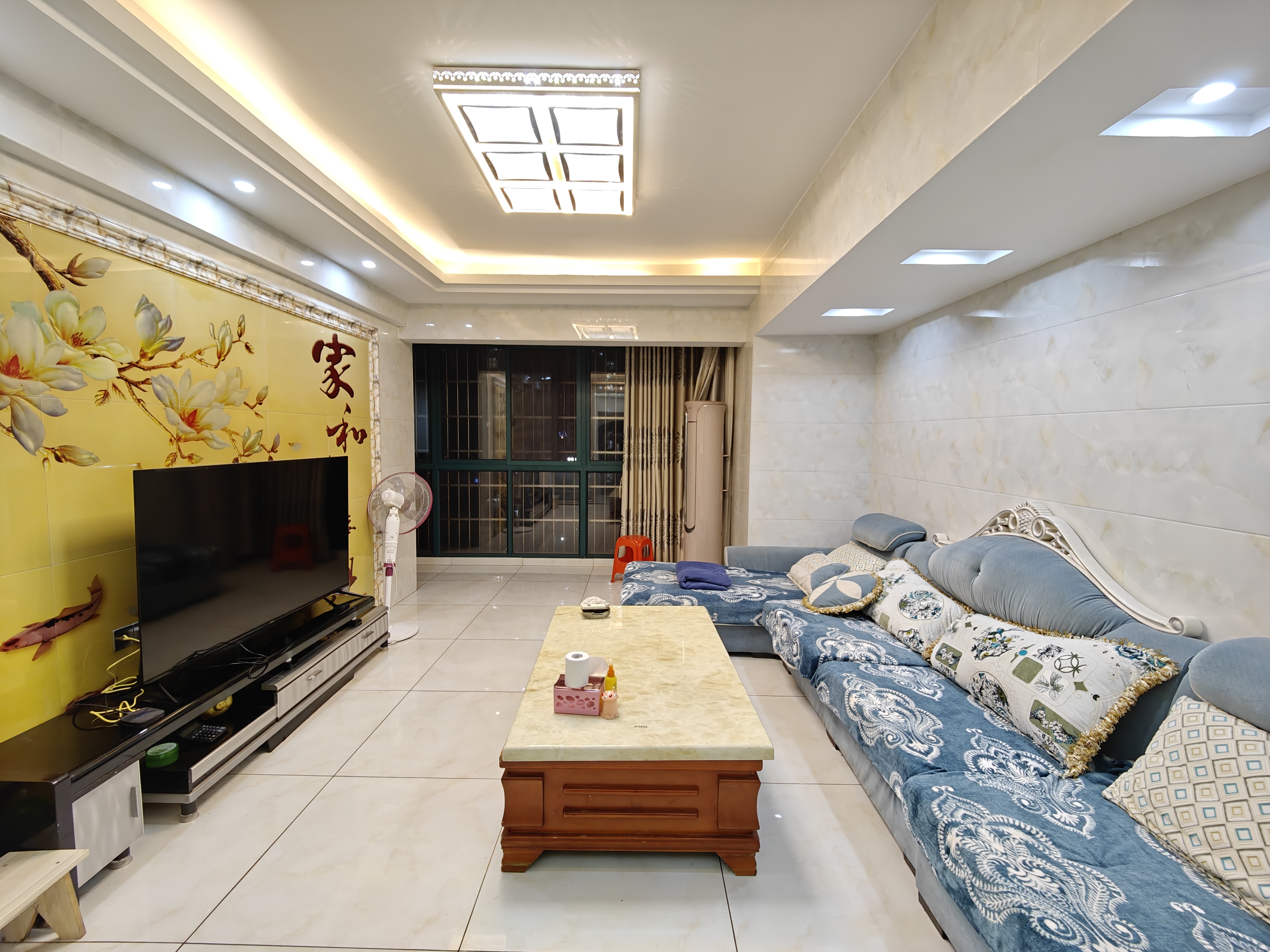 湖景名城 3室2厅2卫 2300.0元/月 湖景名城 3室2厅2卫 2300.0元/月户型图