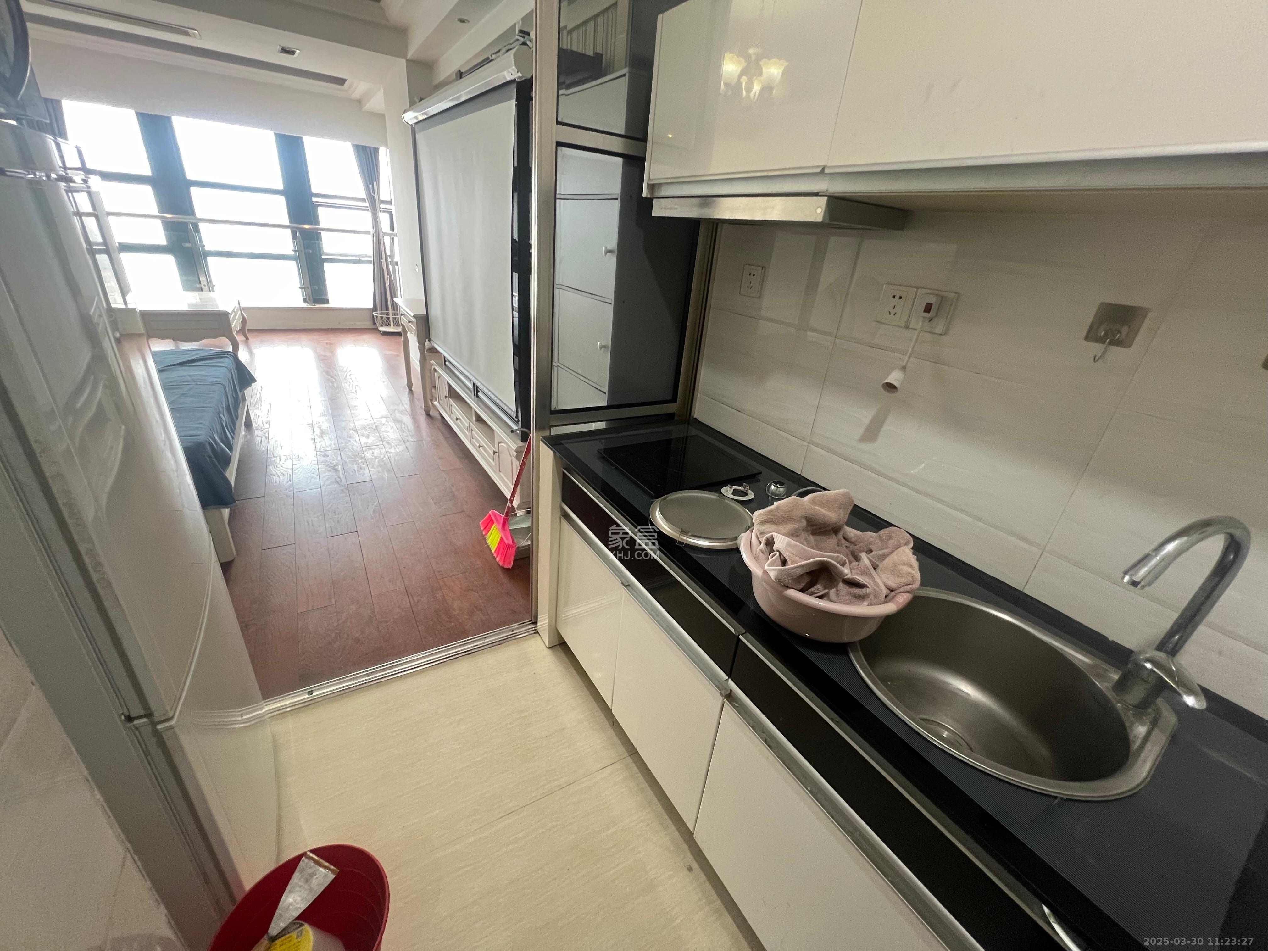 壹号公馆 1室1厅1卫 2500.0元/月 壹号公馆 1室1厅1卫 2500.0元/月室内图