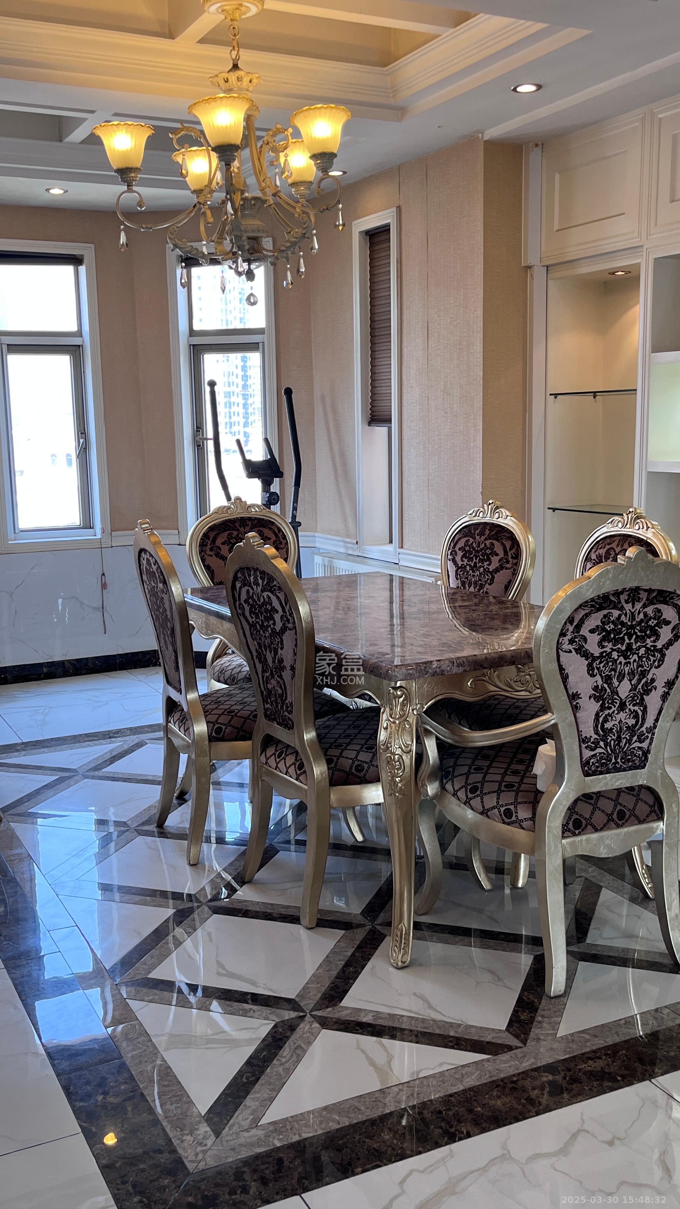 米兰春天  3室2厅2卫    3500.0元/月 米兰春天  3室2厅2卫    3500.0元/月室内图