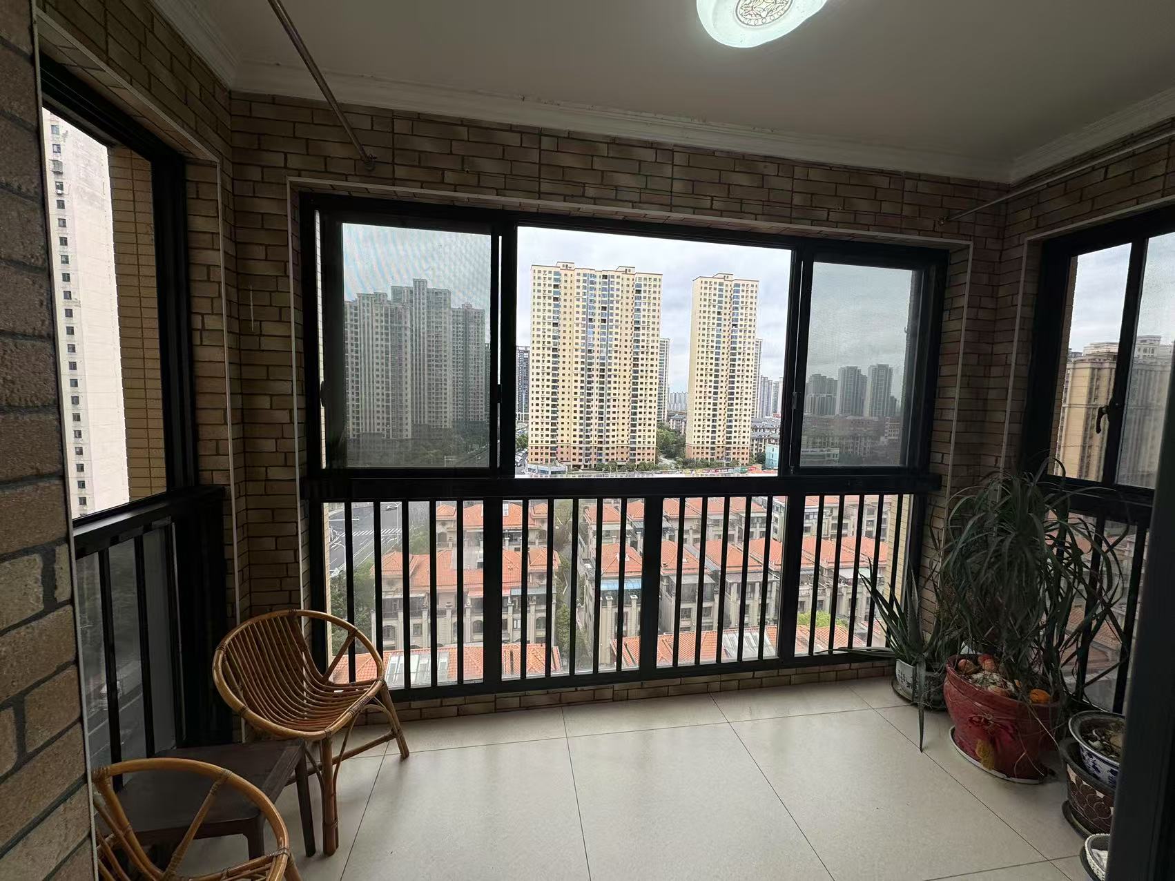 九八缔景城 3室2厅2卫 56.00万 九八缔景城 3室2厅2卫 56.00万室内图