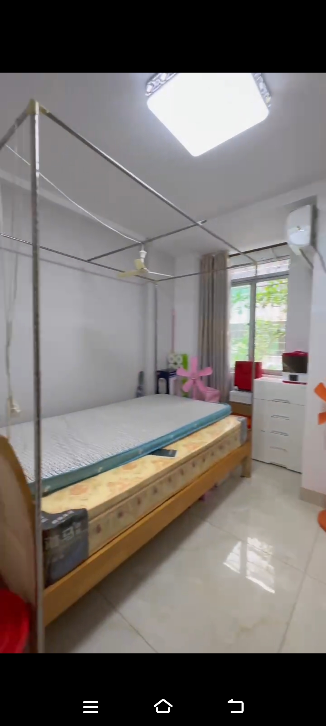 凤翔新村 3室2厅1卫 98.0万 凤翔新村 3室2厅1卫 98.0万卧室