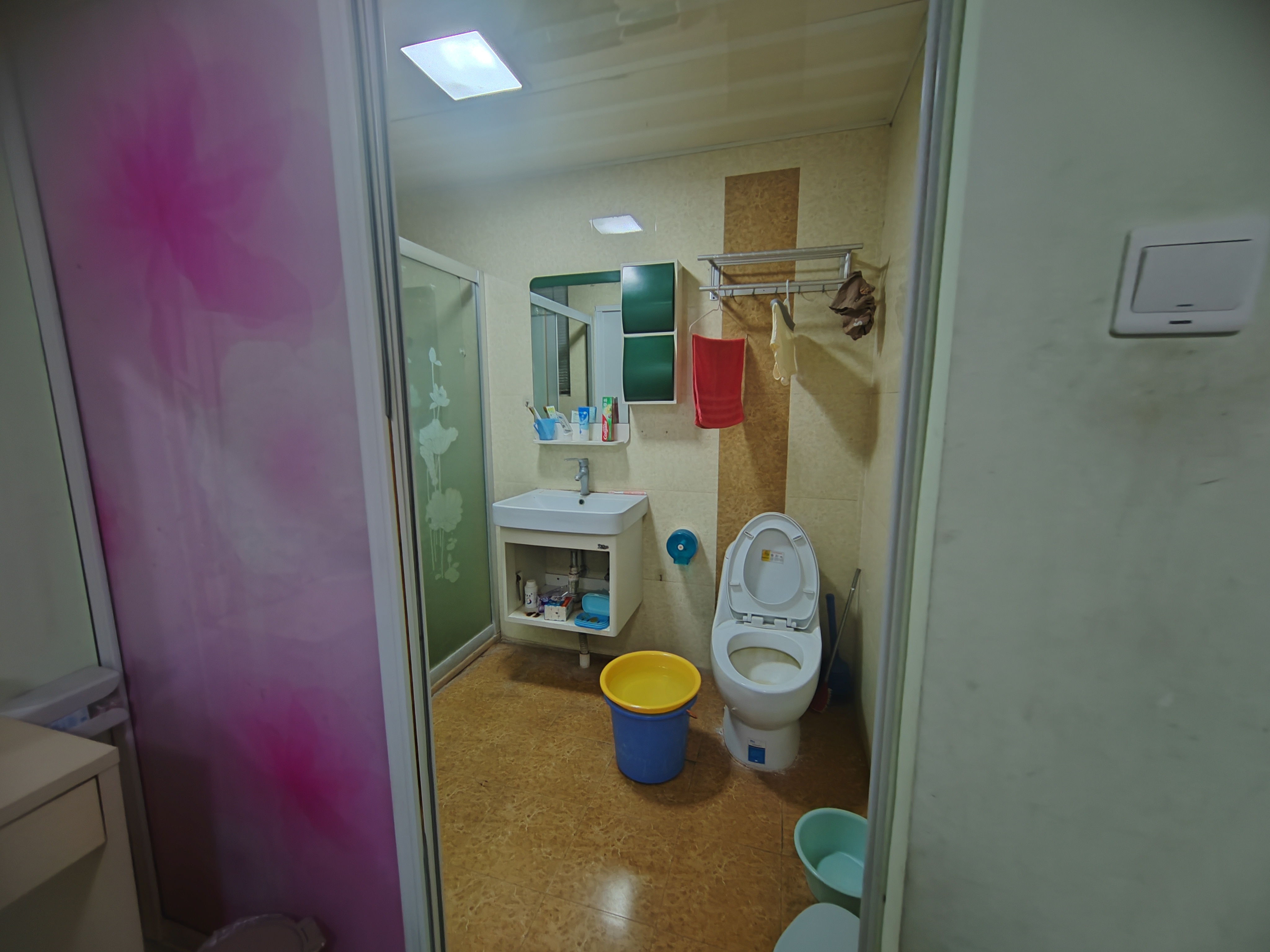 海岛阳光一期  3室2厅2卫    2300.0元/月 海岛阳光一期  3室2厅2卫    2300.0元/月室内图