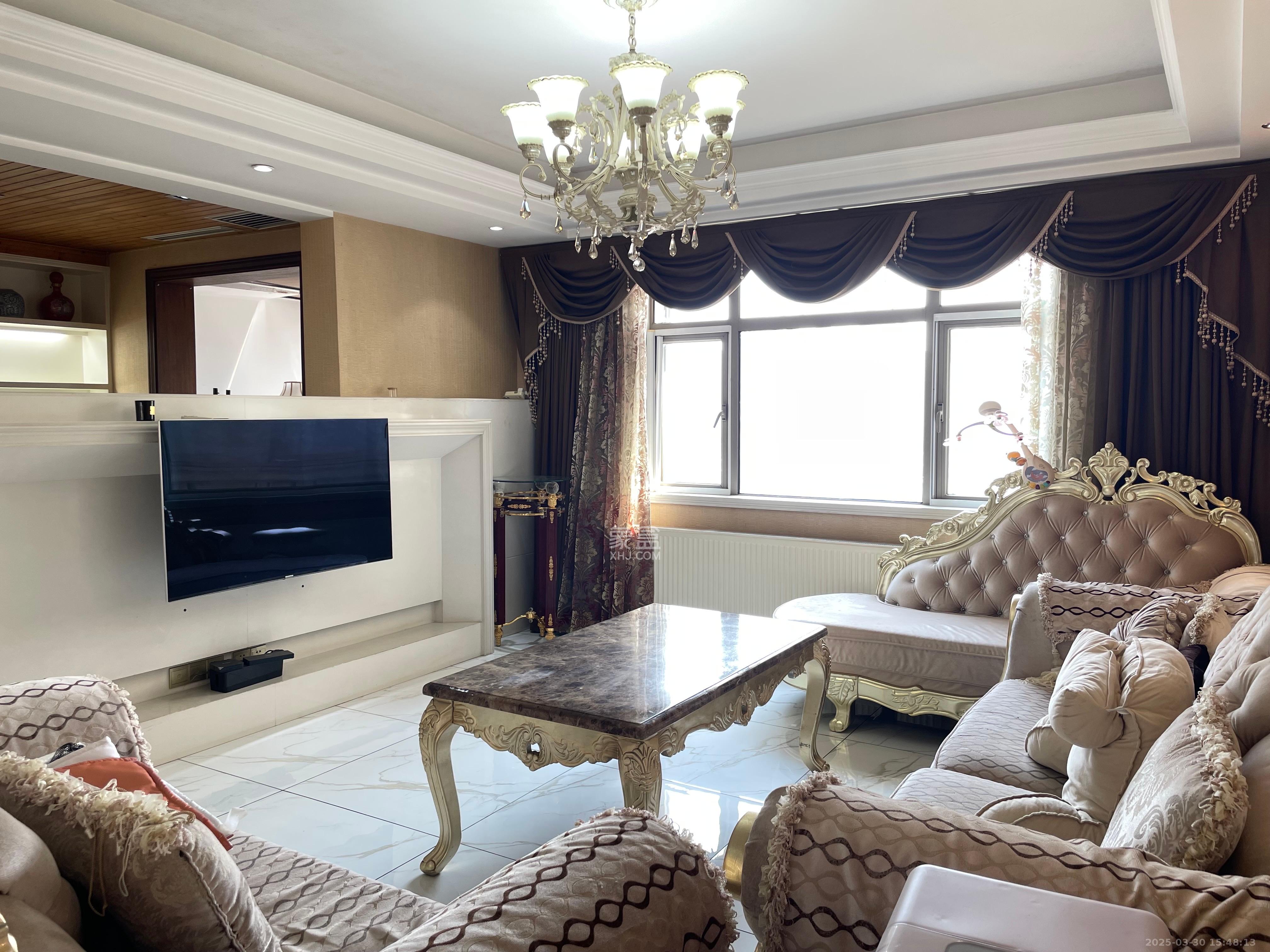 米兰春天  3室2厅2卫    3500.0元/月 米兰春天  3室2厅2卫    3500.0元/月室内图1