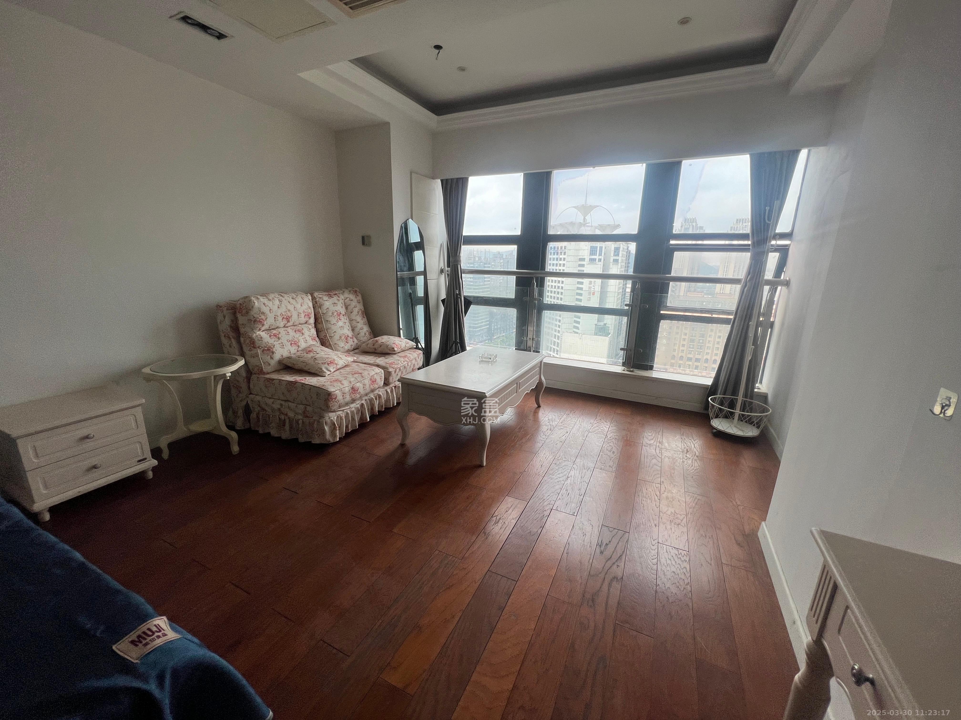 壹号公馆 1室1厅1卫 2500.0元/月 壹号公馆 1室1厅1卫 2500.0元/月室内图