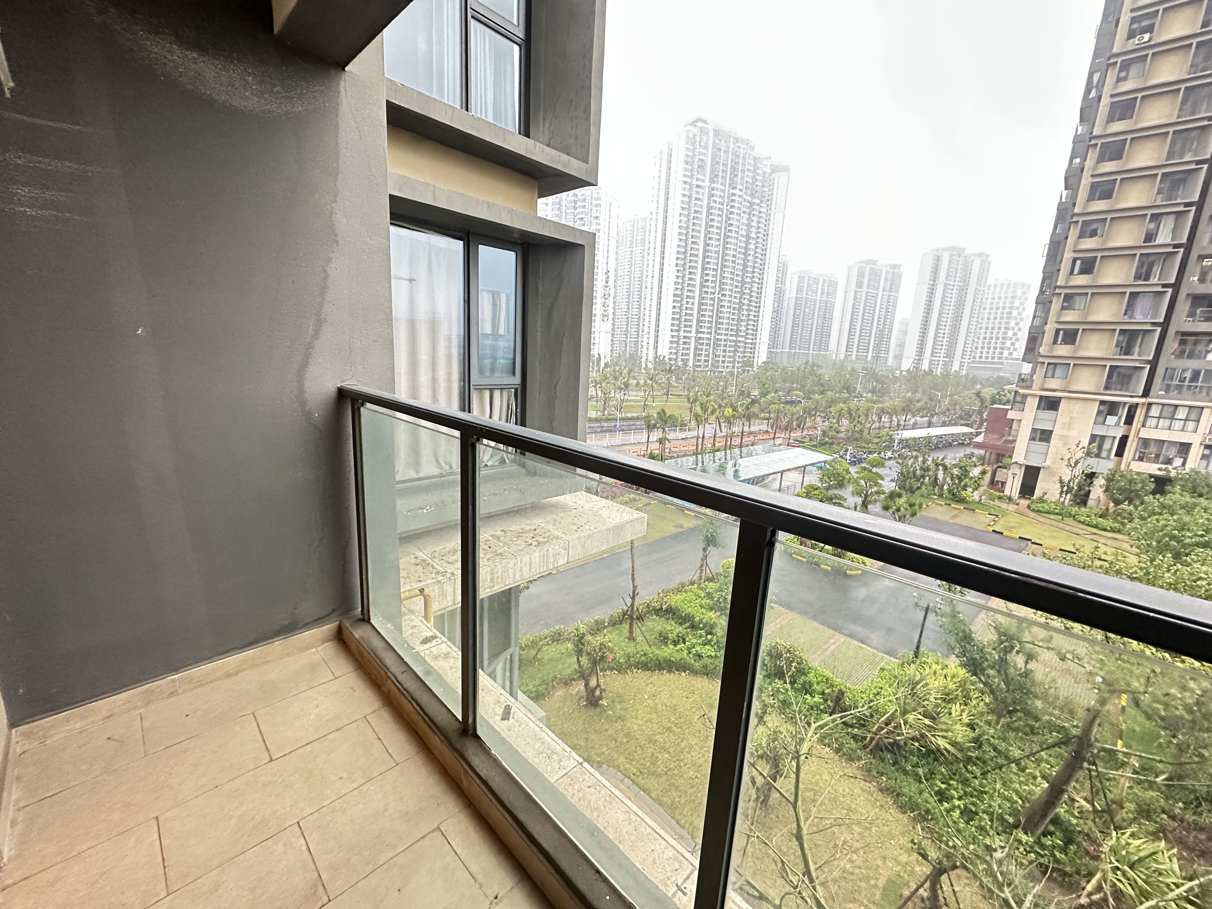 恒大美丽沙天寰湾 1室1厅1卫 2500.0元/月 恒大美丽沙天寰湾 1室1厅1卫 2500.0元/月室内图