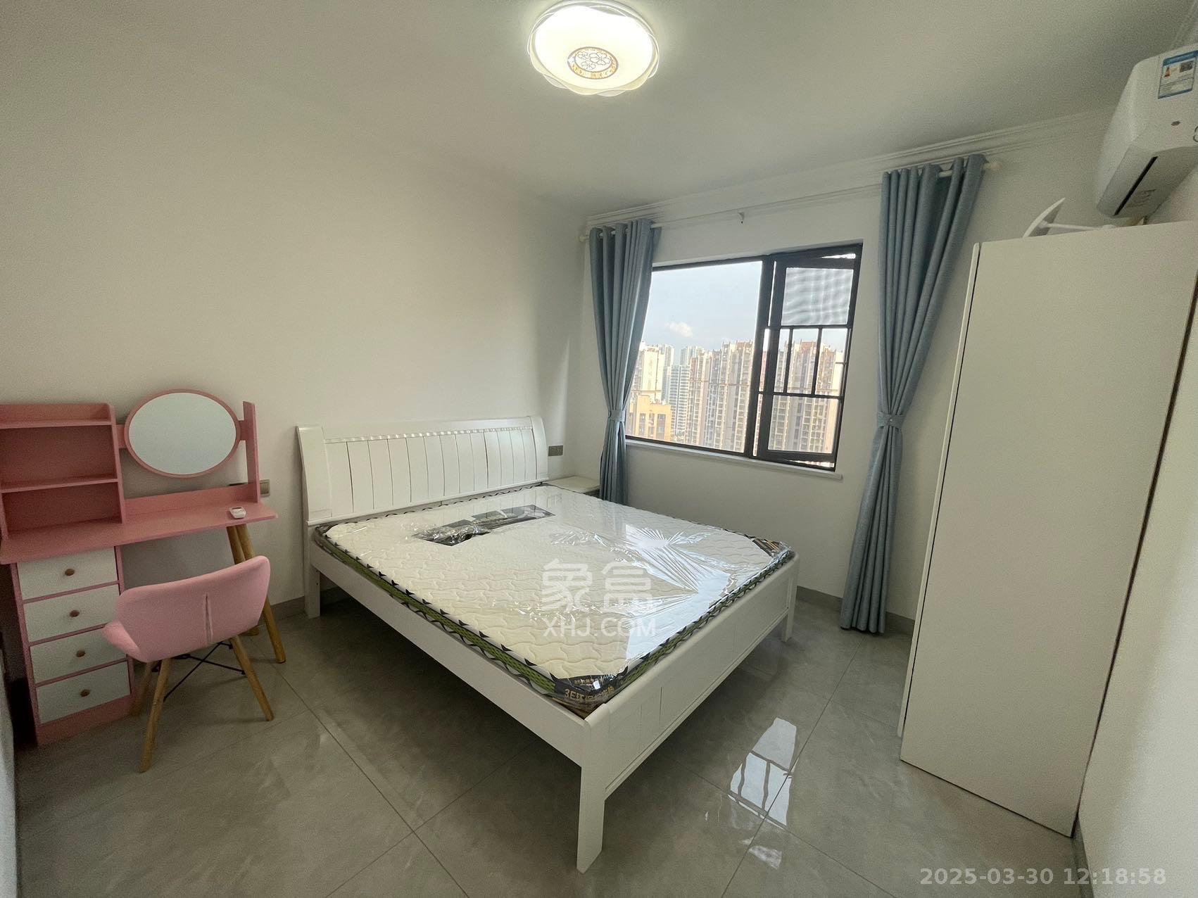 梅溪鑫苑名家 3室2厅1卫 2600.0元/月 梅溪鑫苑名家 3室2厅1卫 2600.0元/月室内图