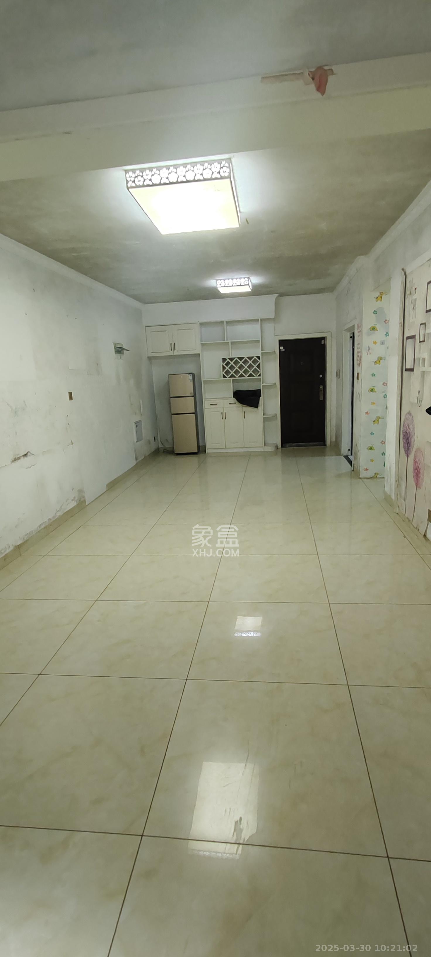 汇一城(汇壹公馆) 3室2厅1卫 2200.0元/月 汇一城(汇壹公馆) 3室2厅1卫 2200.0元/月室内图