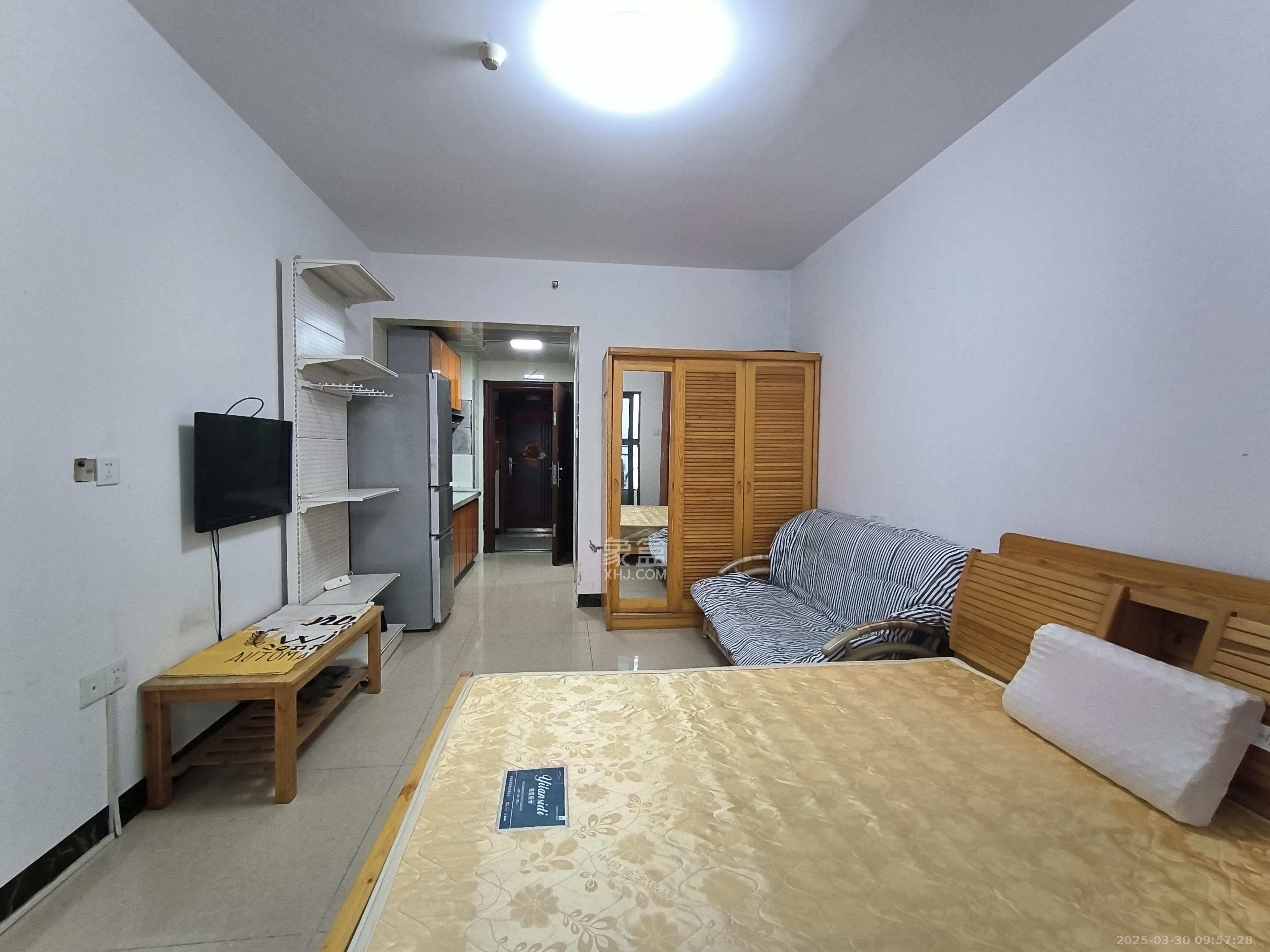 保利麓谷林语I区  1室1厅1卫   1500.00元/月室内图