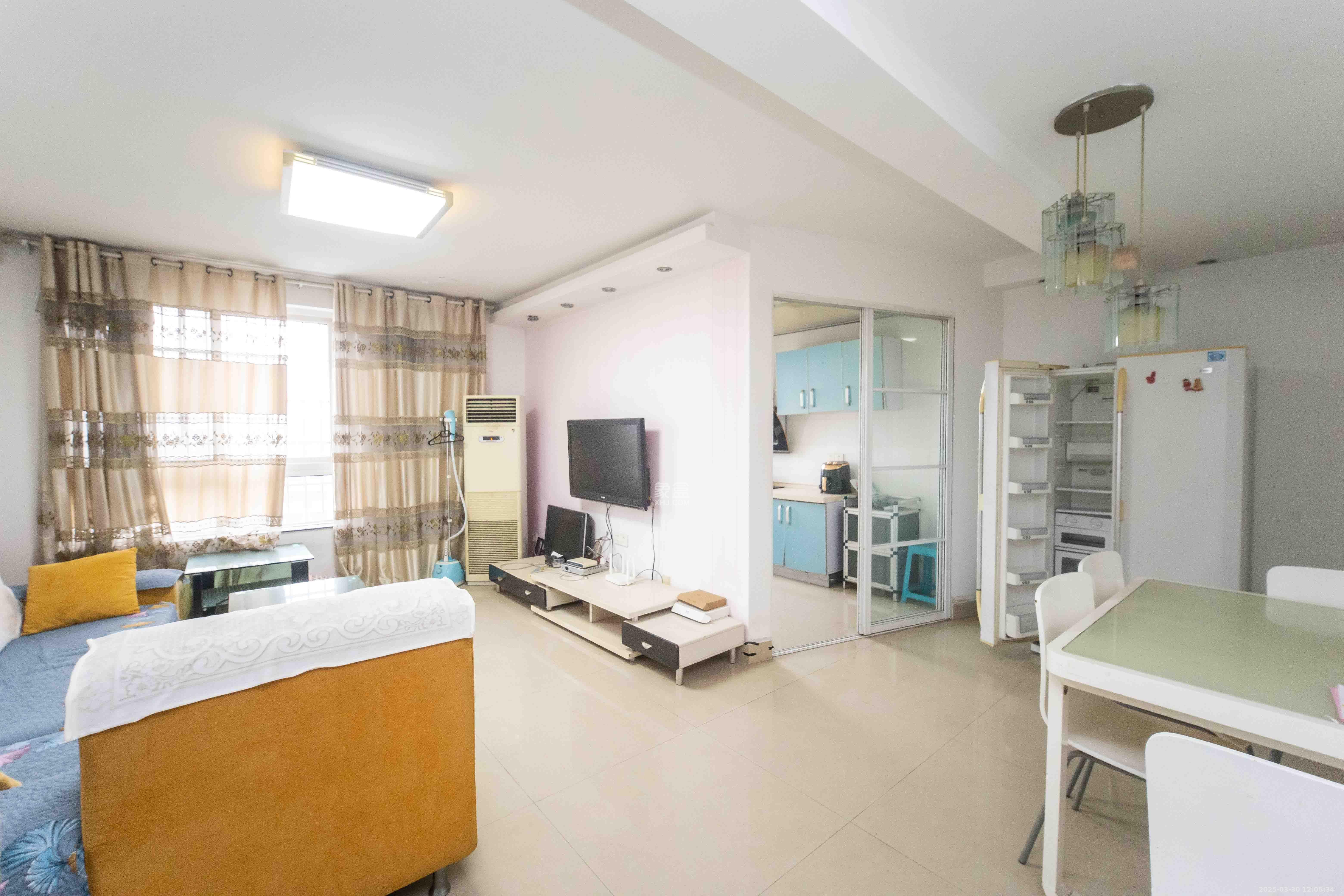 丽景新贵 2室2厅1卫 2300.0元/月 丽景新贵 2室2厅1卫 2300.0元/月室内图