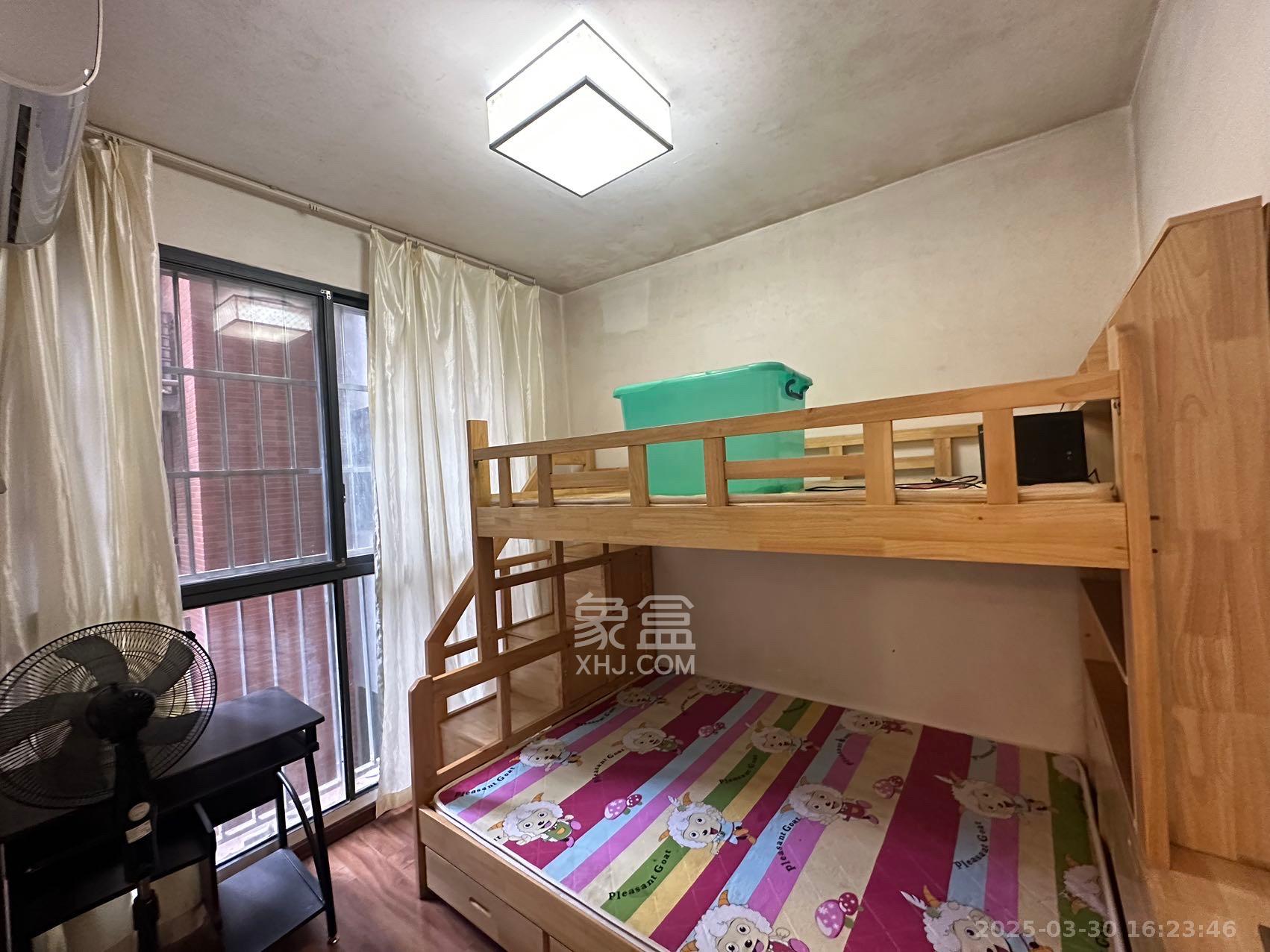 华润凤凰城二期 3室2厅1卫 1800.0元/月 华润凤凰城二期 3室2厅1卫 1800.0元/月室内图