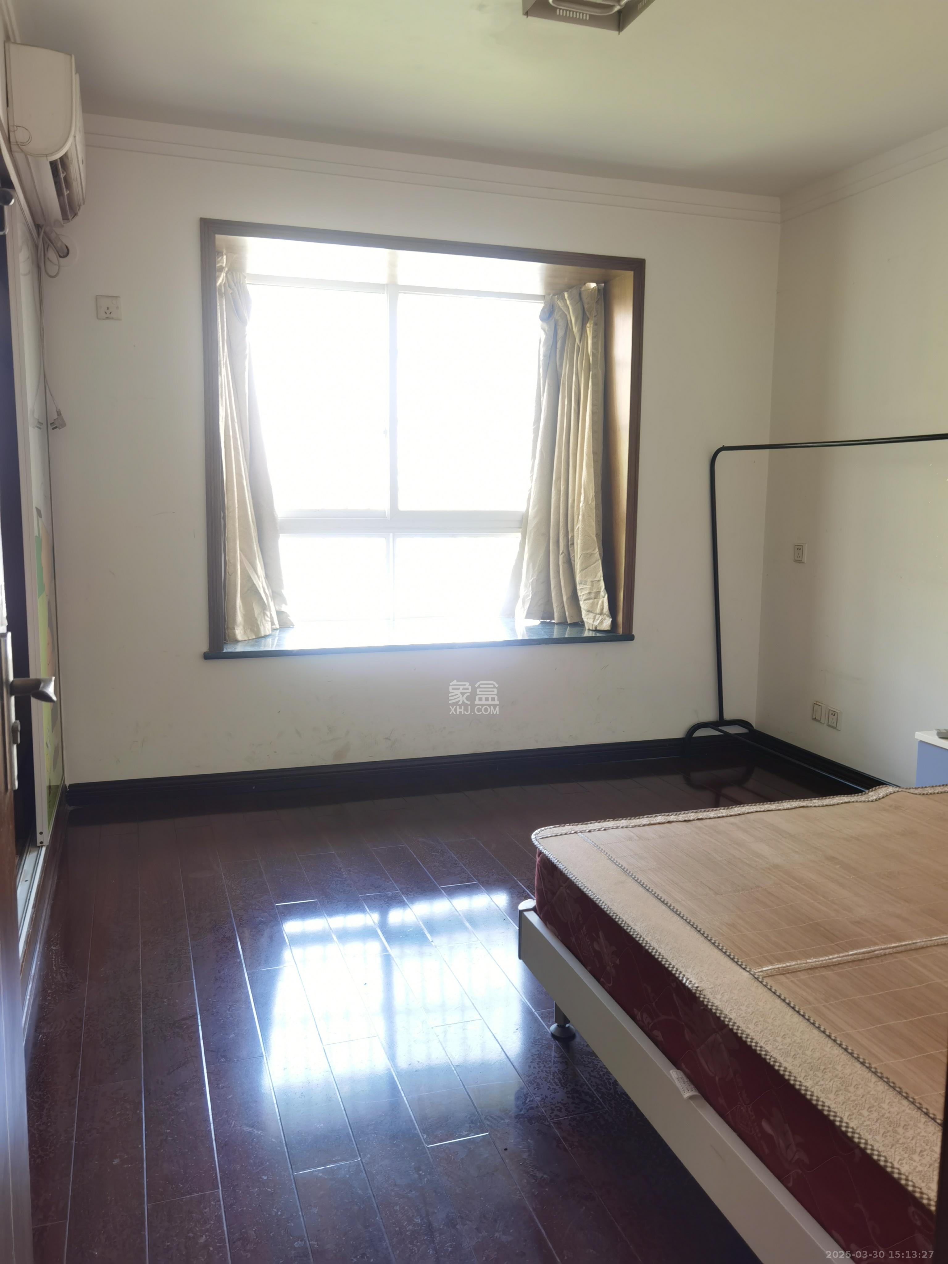 紫薇苑 1室2厅1卫 2600.0元/月 紫薇苑 1室2厅1卫 2600.0元/月室内图