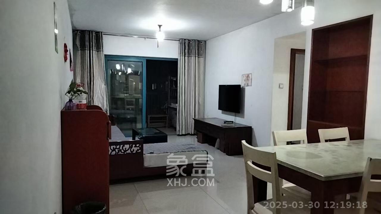 蝴蝶谷  1室2厅1卫   1500.00元/月室内图