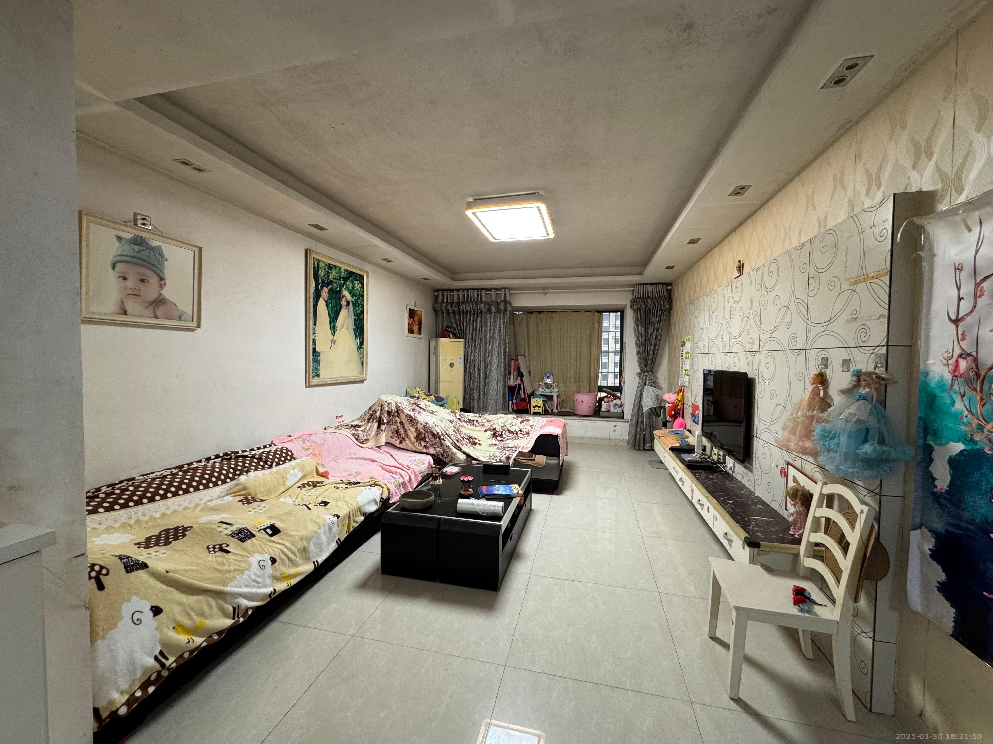 香山美境 3室2厅1卫 1500.0元/月 香山美境 3室2厅1卫 1500.0元/月室内图