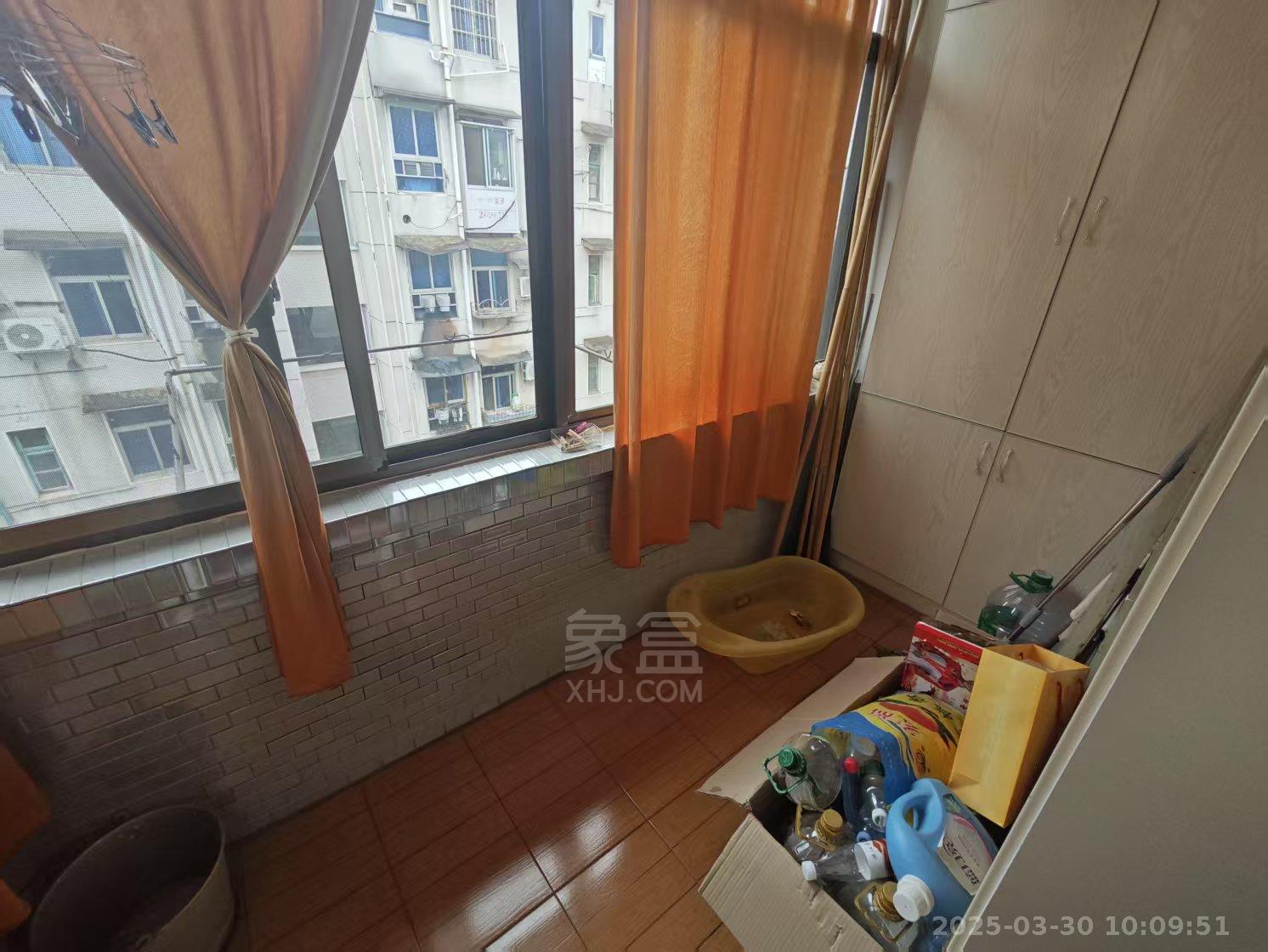 中兴村 2室1厅1卫 1100.0元/月 中兴村 2室1厅1卫 1100.0元/月室内图