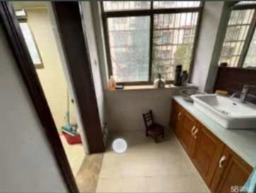 娄底一中教师新村 4室2厅2卫 1600.0元/月 娄底一中教师新村 4室2厅2卫 1600.0元/月室内图