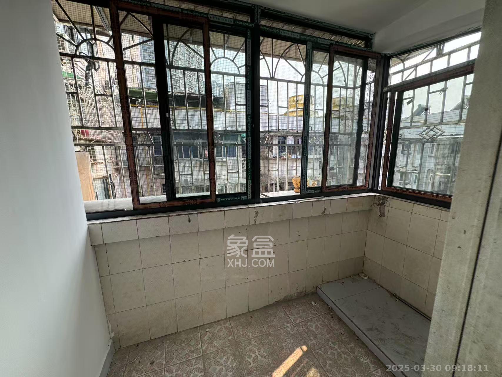 长沙文化广场生活小区  3室1厅2卫   2500.00元/月室内图