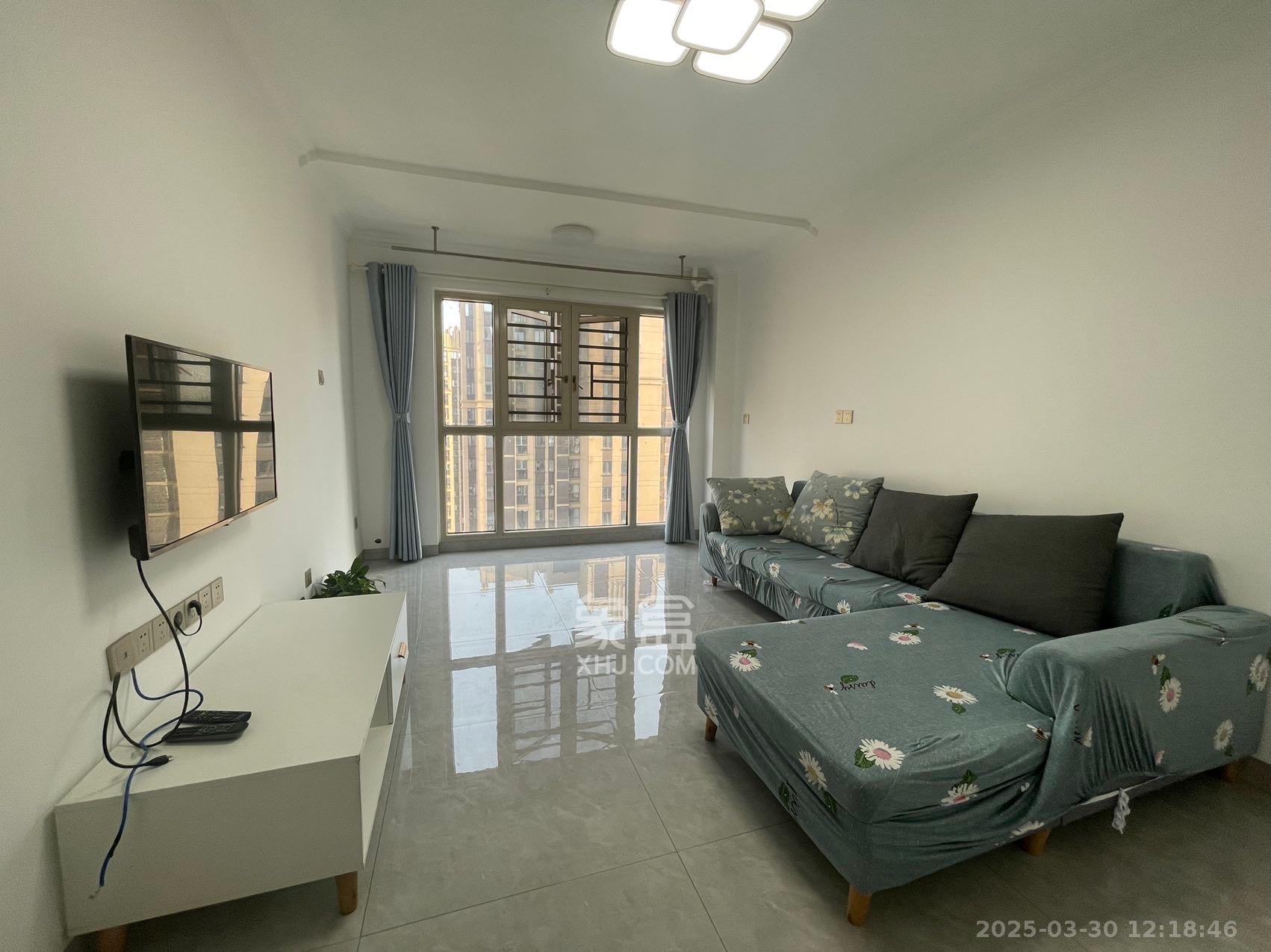 梅溪鑫苑名家 3室2厅1卫 2600.0元/月 梅溪鑫苑名家 3室2厅1卫 2600.0元/月室内图