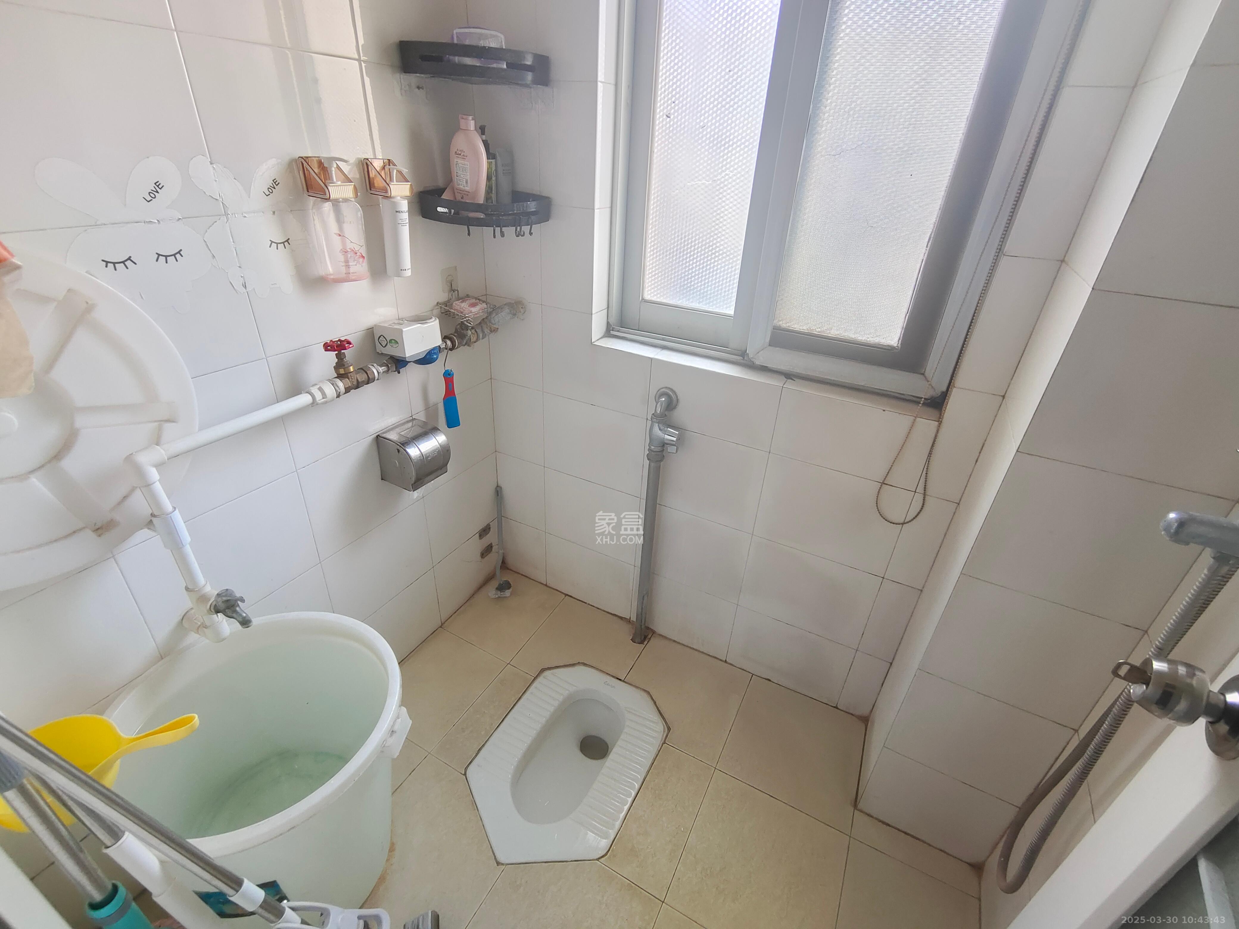 裕园 1室0厅0卫 3200.0元/月 裕园 1室0厅0卫 3200.0元/月室内图