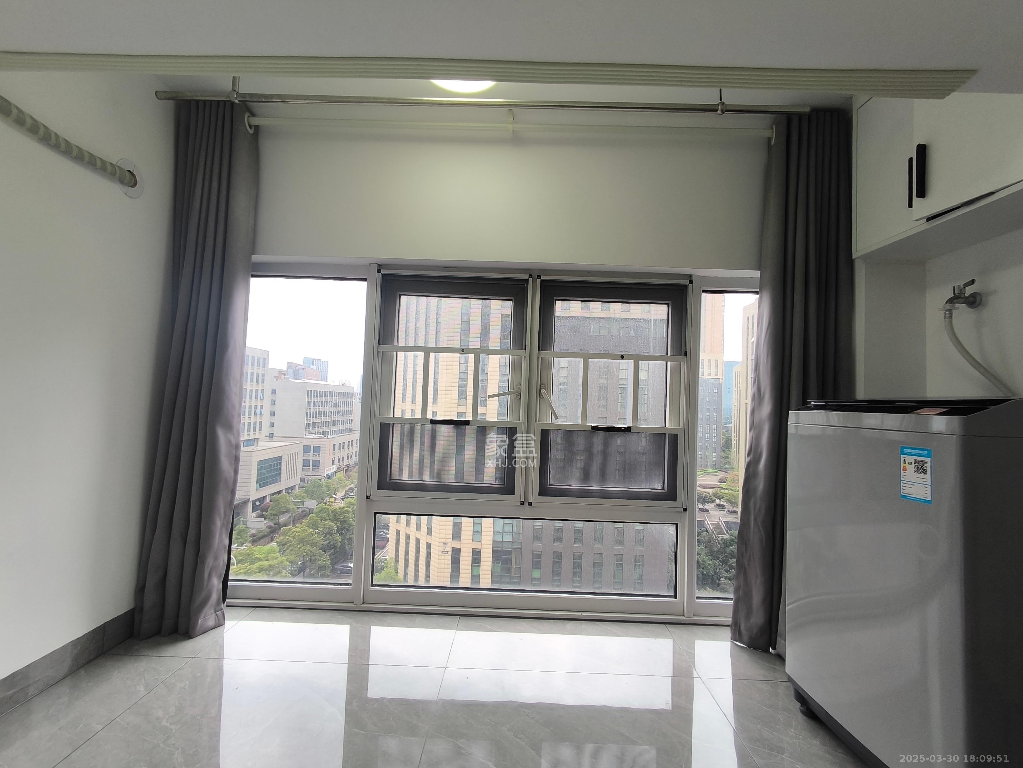 金地中交麓谷香颂(金地中交雅苑)  1室1厅1卫    1400.0元/月 金地中交麓谷香颂(金地中交雅苑)  1室1厅1卫    1400.0元/月室内图