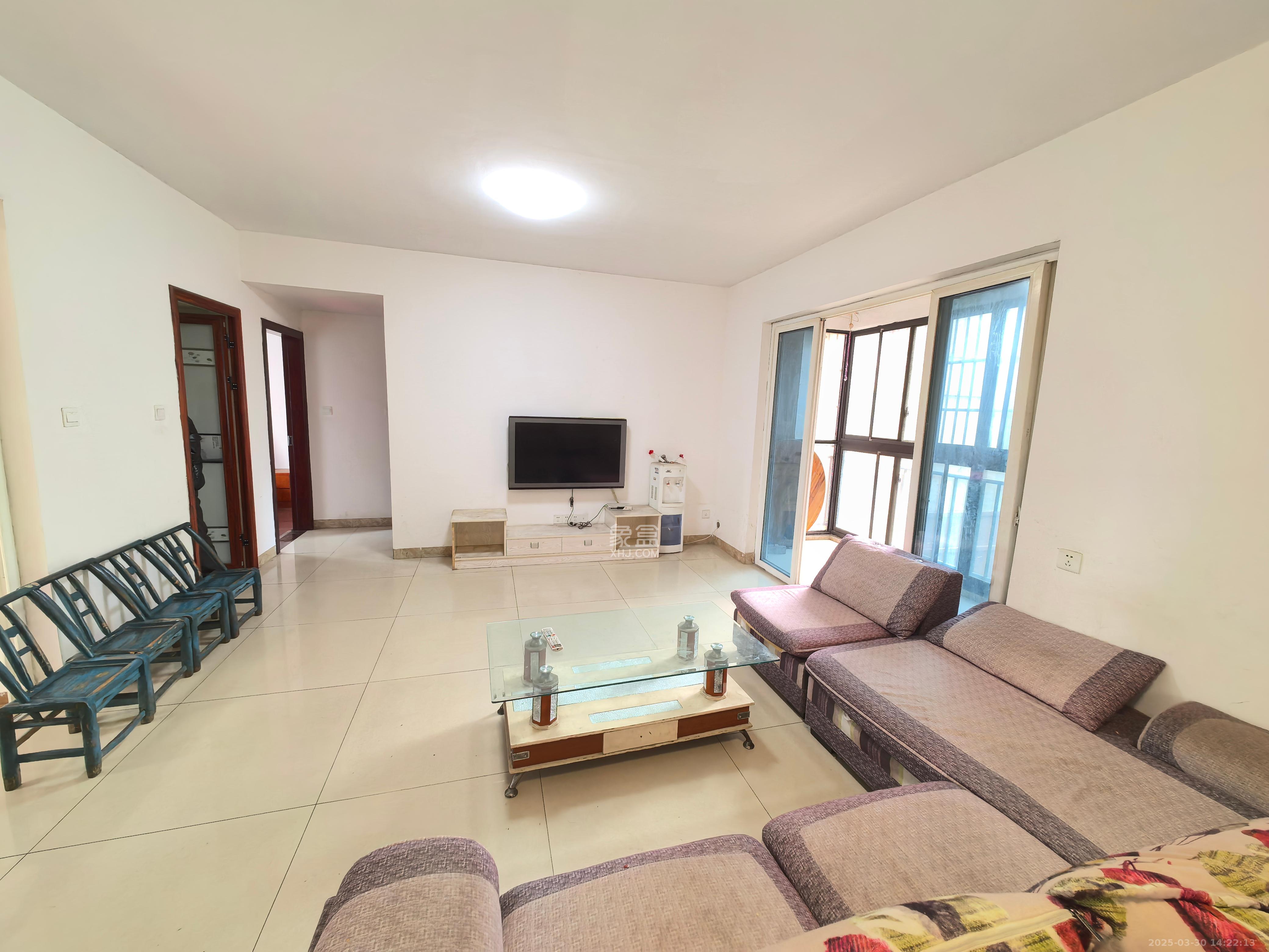 盛地春天里 3室2厅1卫 1300.0元/月 盛地春天里 3室2厅1卫 1300.0元/月室内图