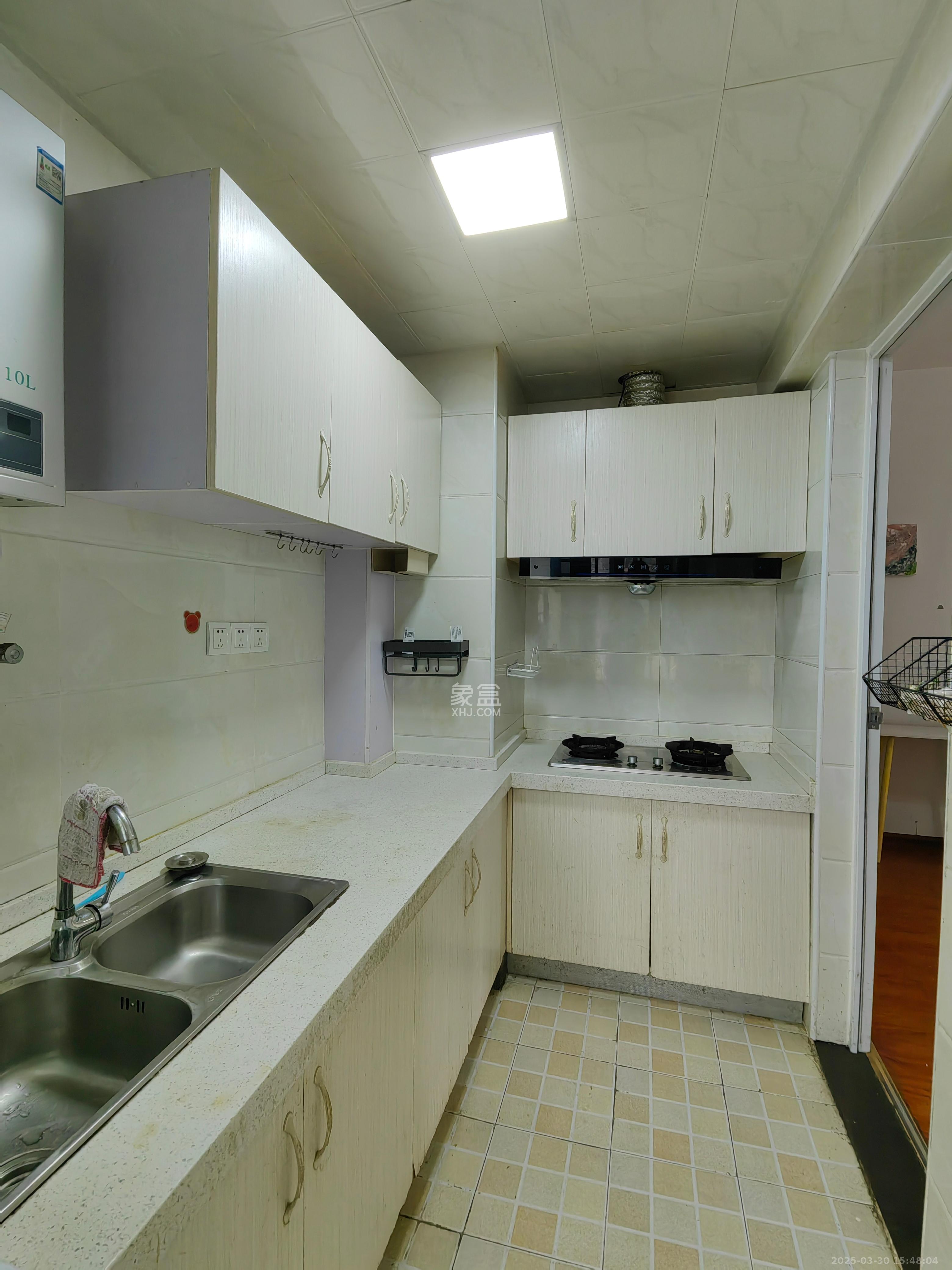 中建梅溪湖中心  3室2厅2卫   2900.00元/月室内图