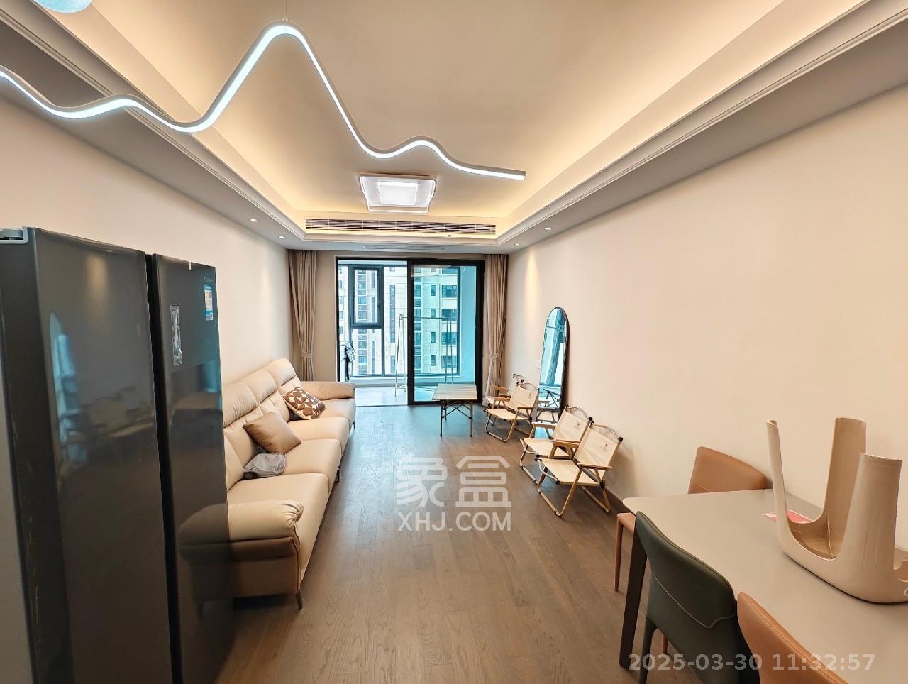 新力铂园(江山云著) 1室0厅0卫 4200.0元/月 新力铂园(江山云著) 1室0厅0卫 4200.0元/月室内图