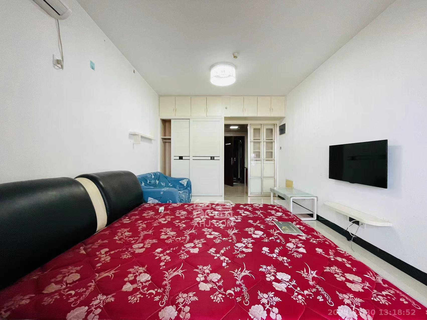 保利麓谷林语I区 1室1厅1卫 1300.0元/月 保利麓谷林语I区 1室1厅1卫 1300.0元/月室内图