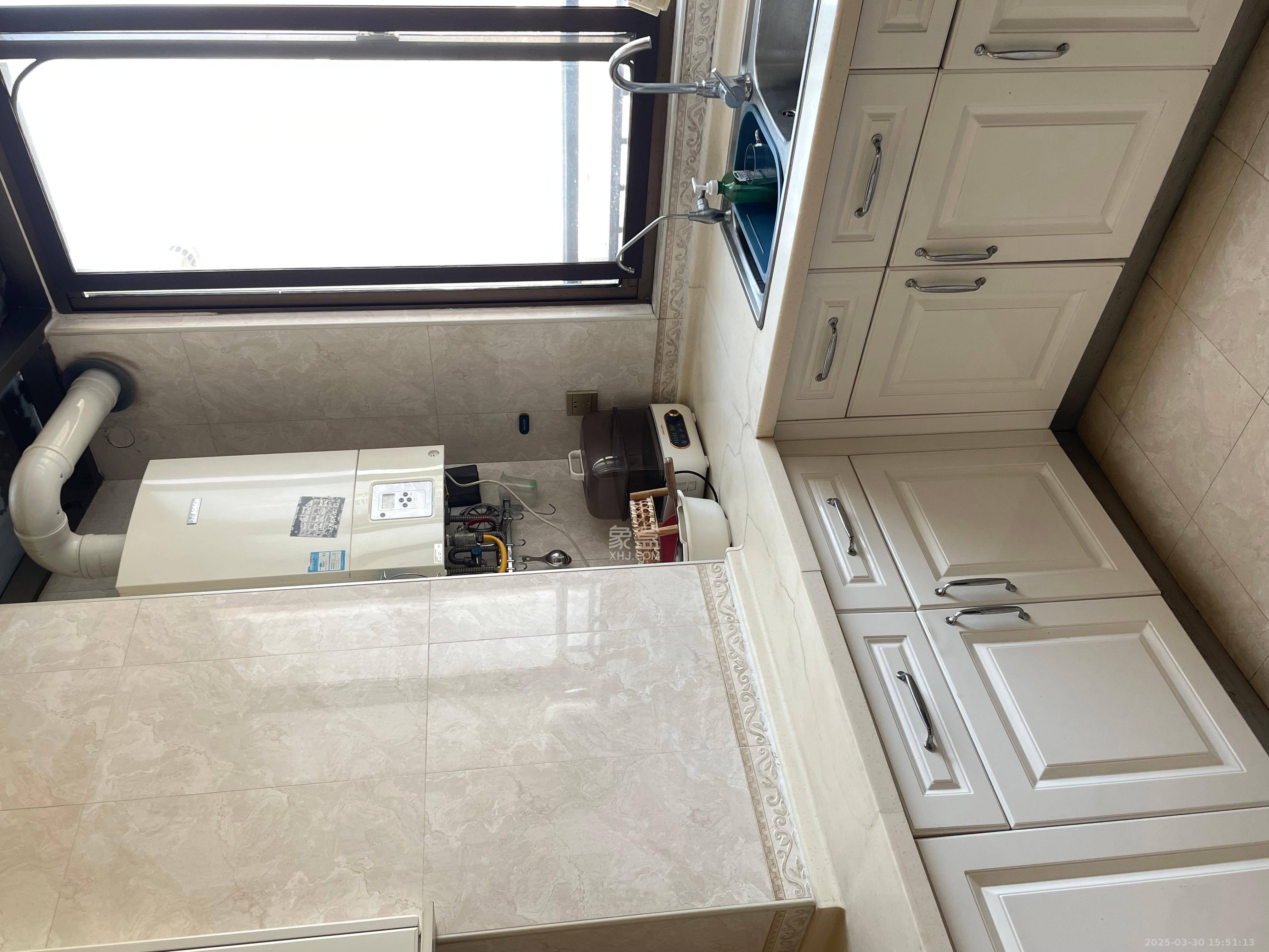 米兰春天  3室2厅2卫    3500.0元/月 米兰春天  3室2厅2卫    3500.0元/月室内图