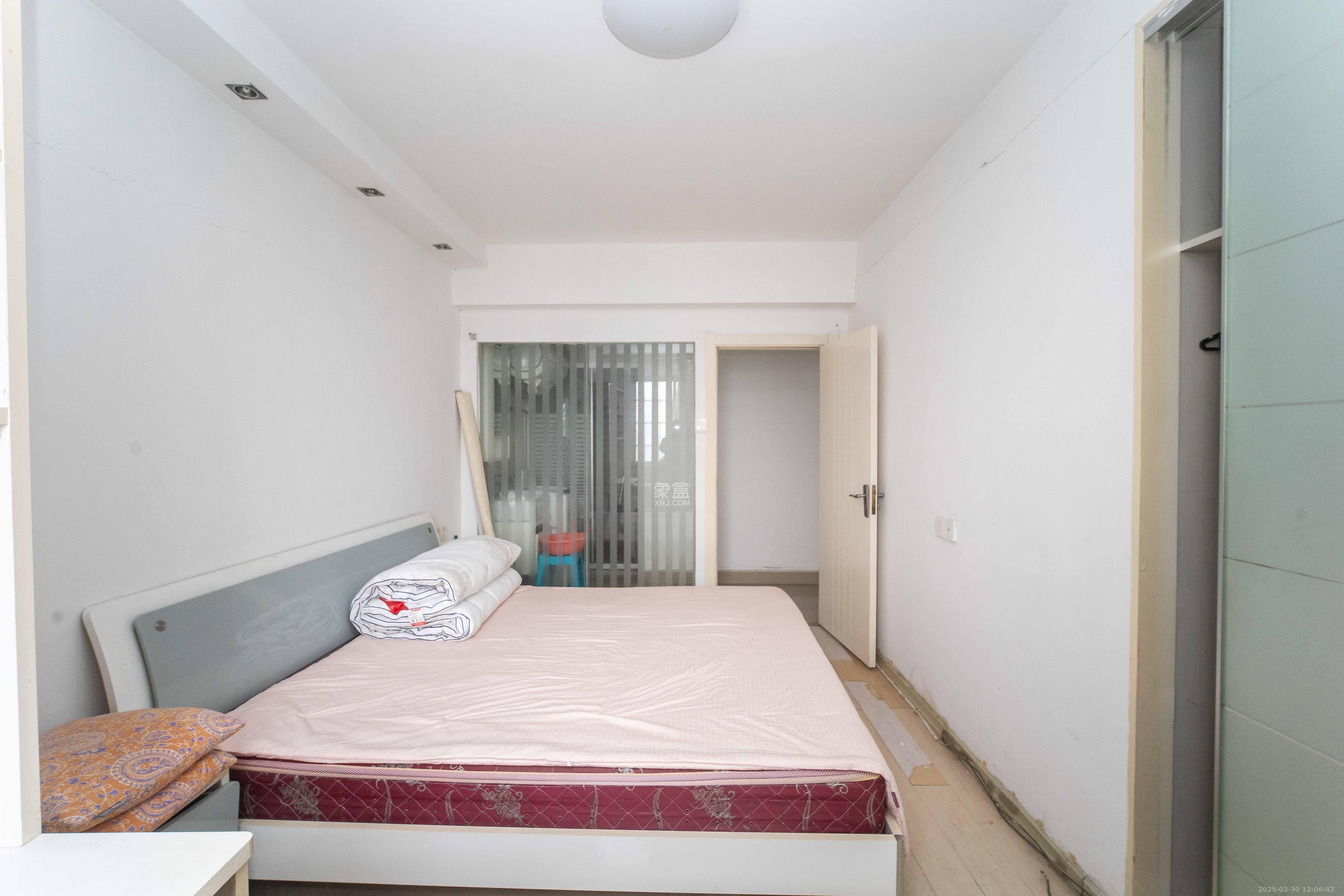 丽景新贵 2室2厅1卫 2300.0元/月 丽景新贵 2室2厅1卫 2300.0元/月室内图