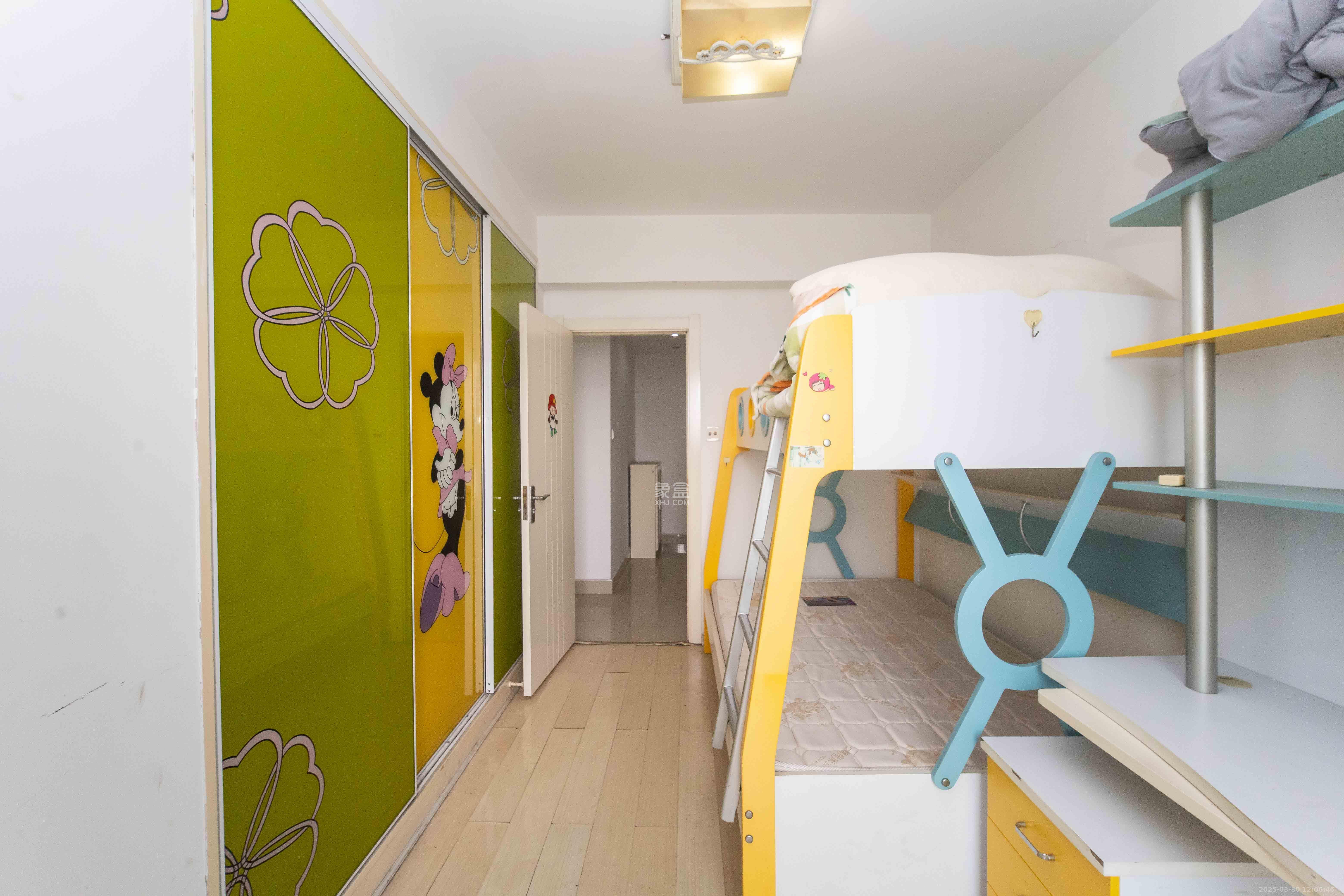 丽景新贵 2室2厅1卫 2300.0元/月 丽景新贵 2室2厅1卫 2300.0元/月室内图