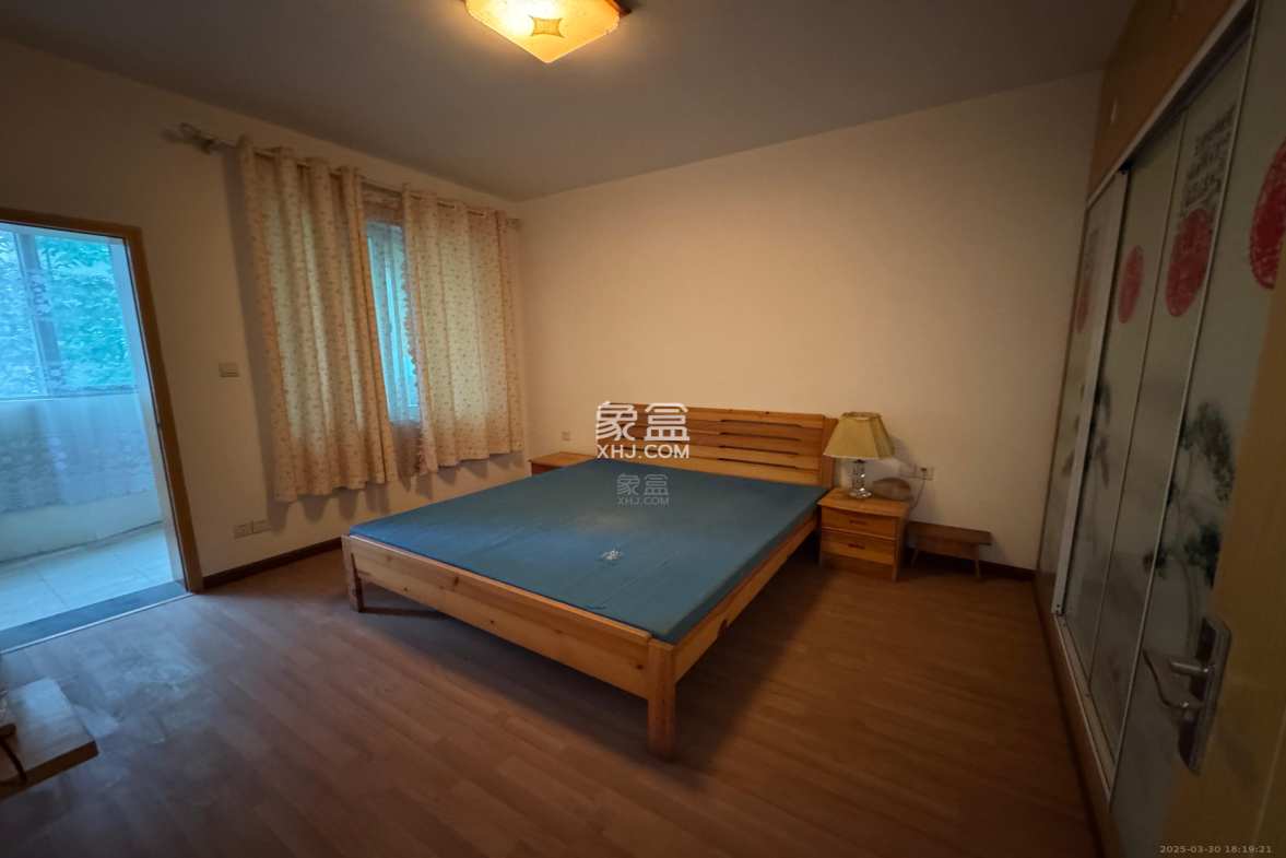 香山美境 2室2厅2卫 1300.0元/月 香山美境 2室2厅2卫 1300.0元/月室内图