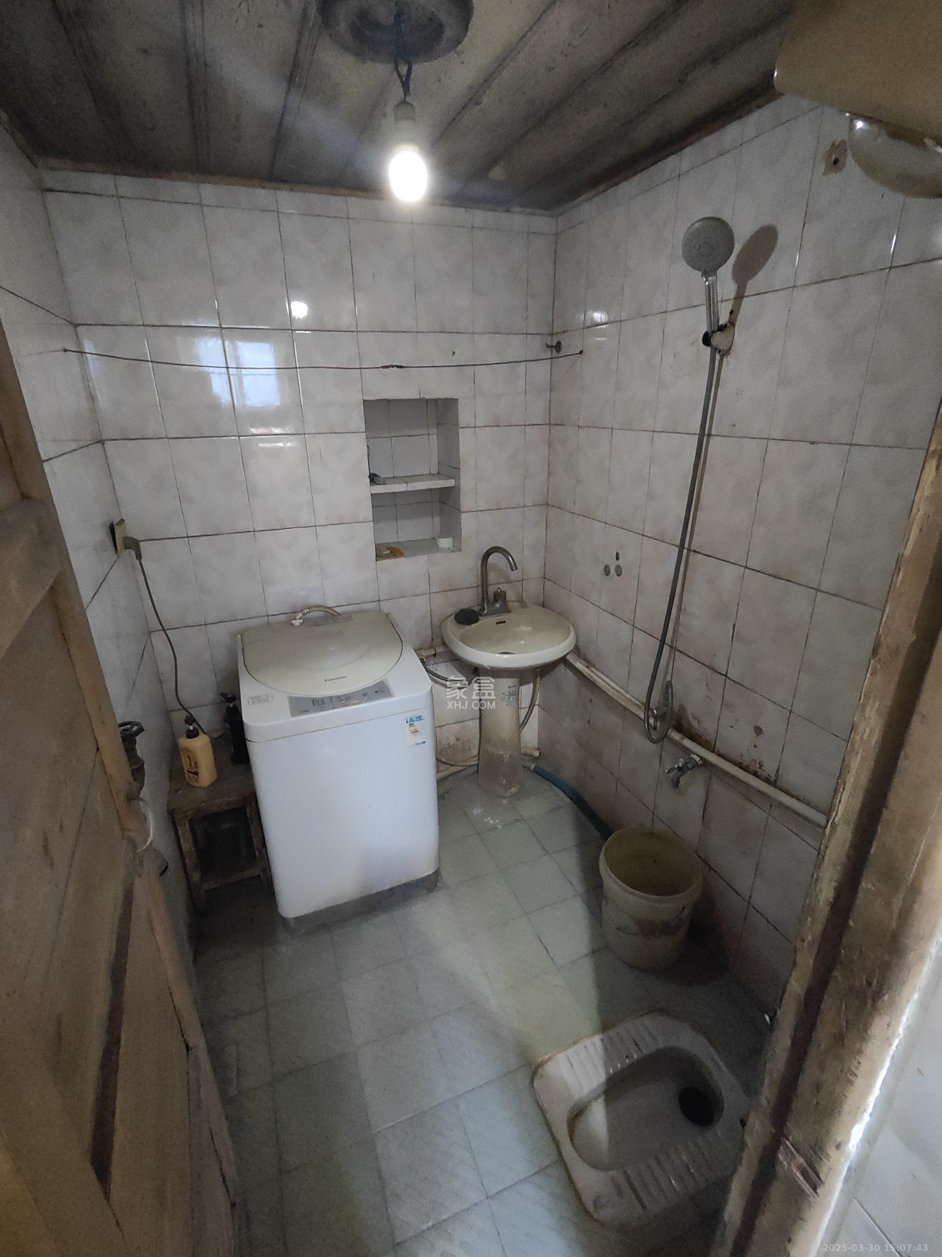 北桥新村  2室1厅1卫   1200.00元/月室内图