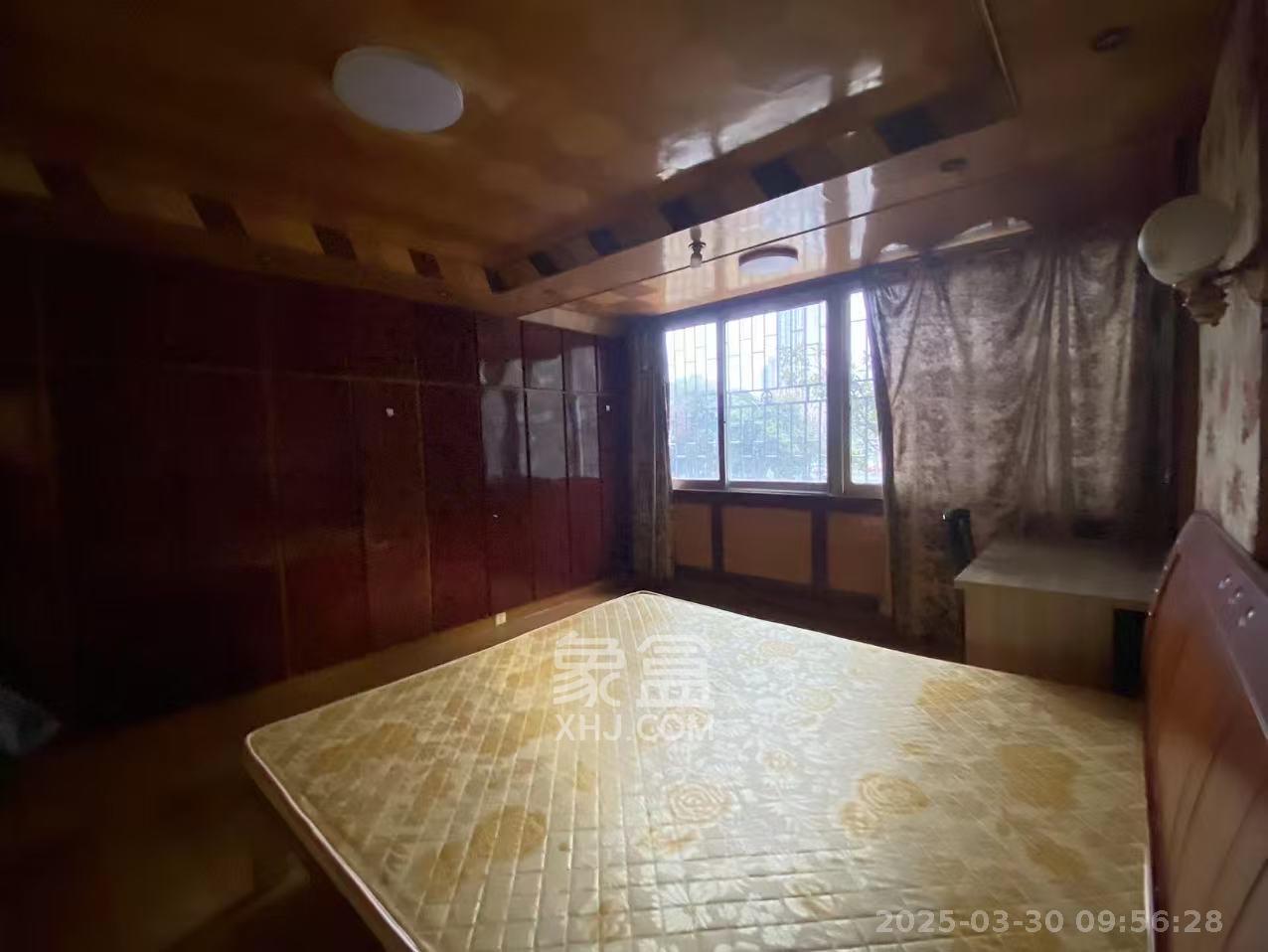 麻田小区  3室2厅1卫   2400.00元/月室内图