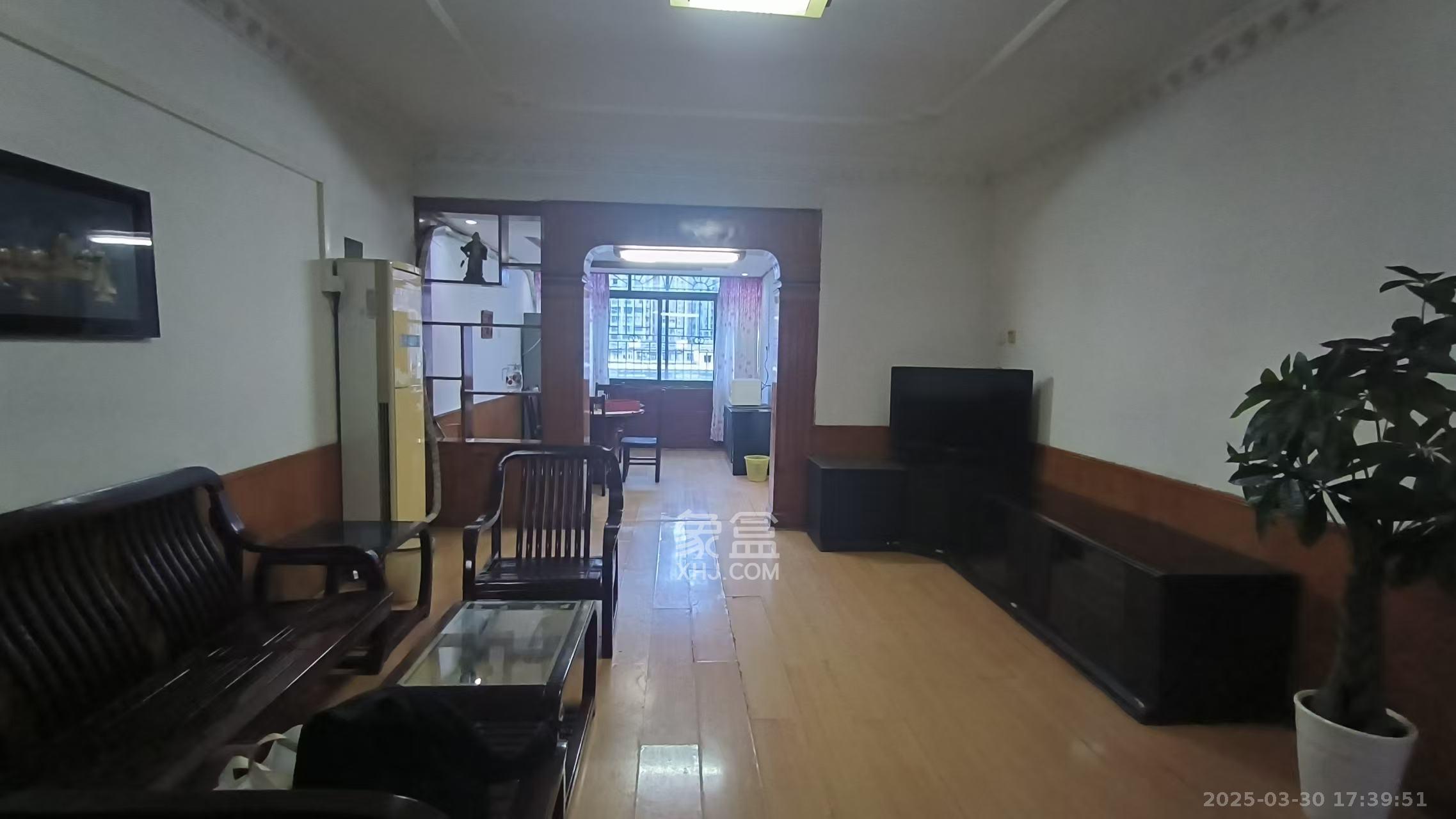 望江公寓 3室2厅2卫 1600.0元/月 望江公寓 3室2厅2卫 1600.0元/月室内图