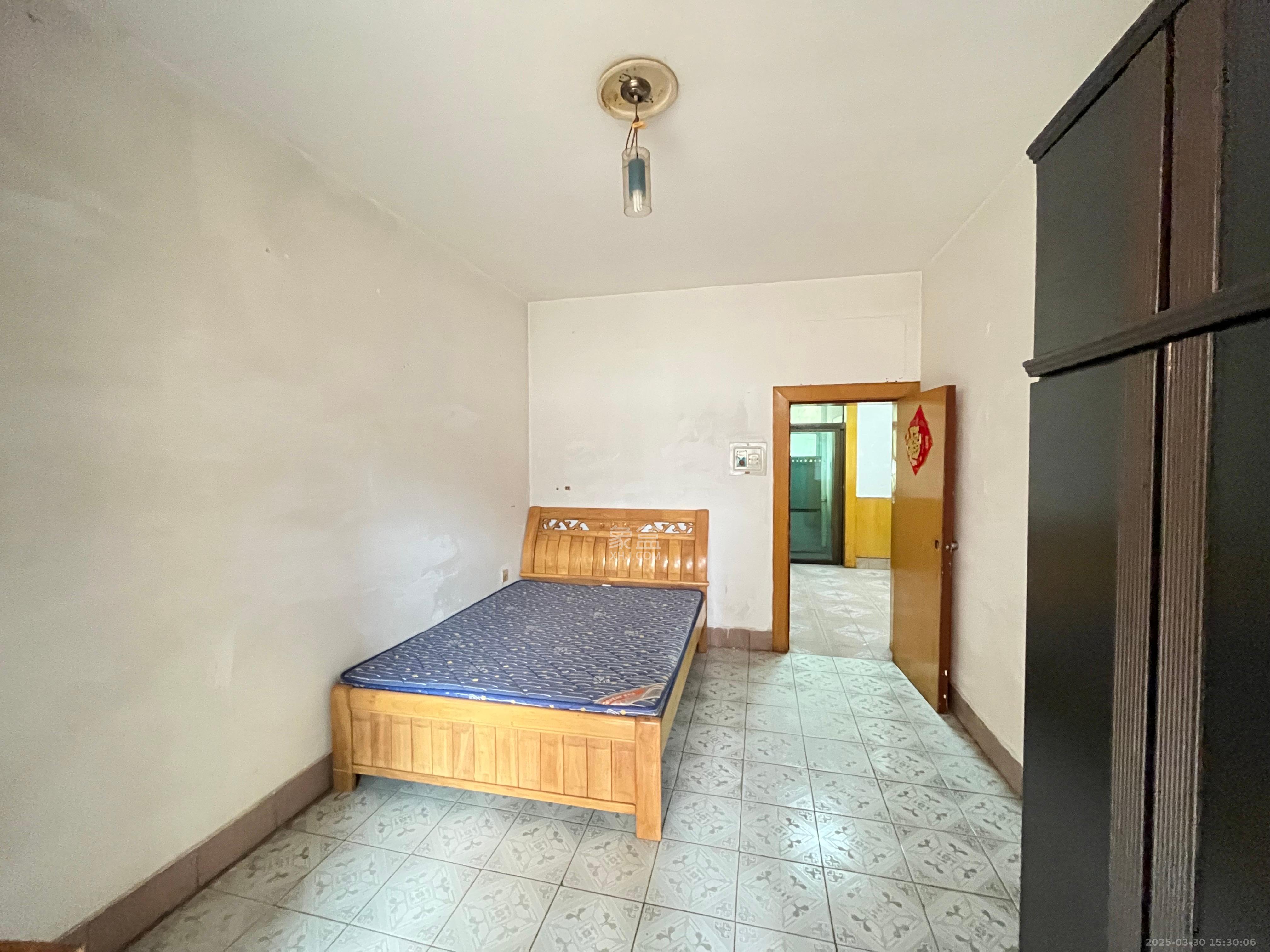 东塘电信宿舍 2室1厅1卫 1600.0元/月 东塘电信宿舍 2室1厅1卫 1600.0元/月室内图