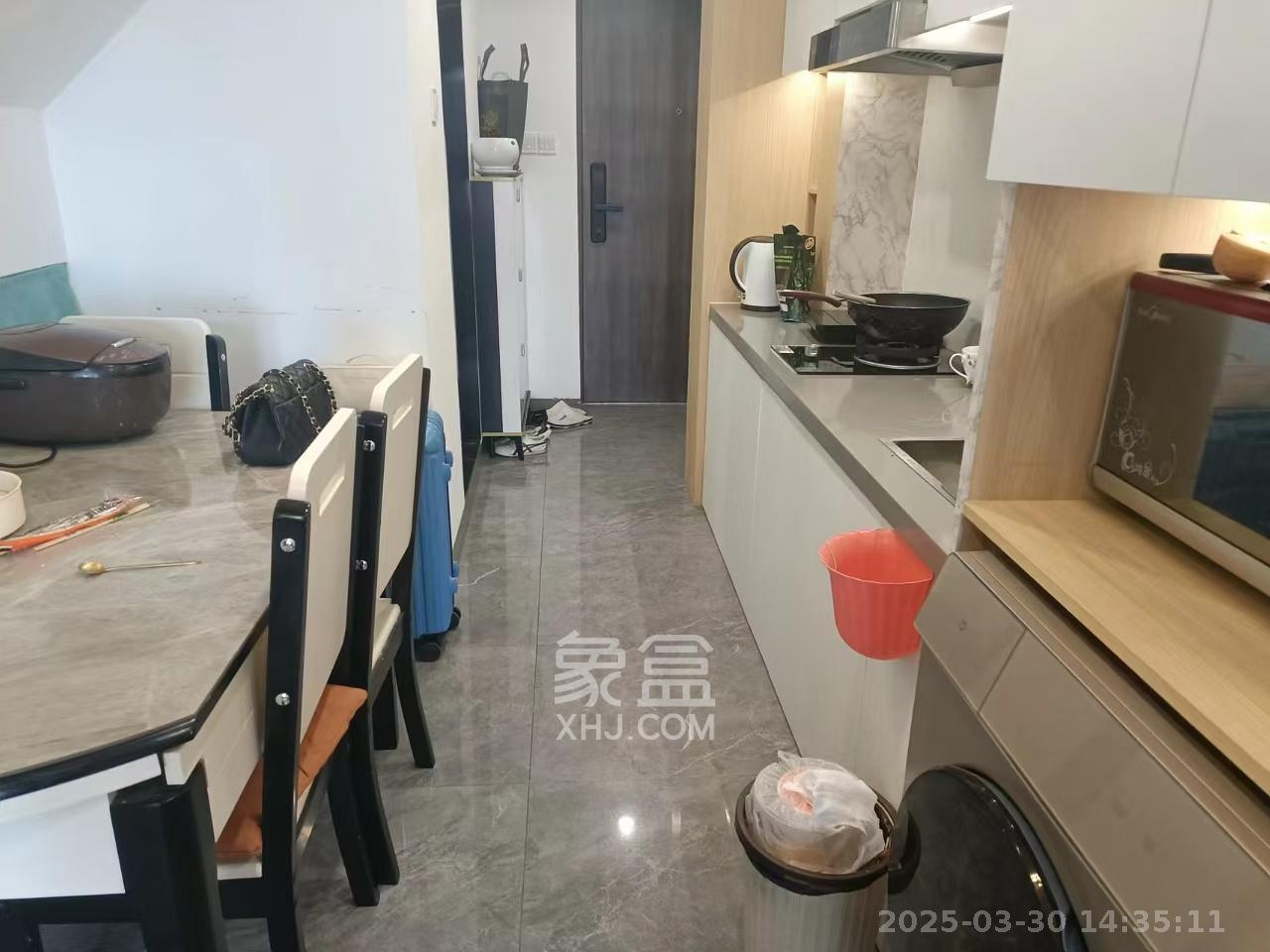 龙湖湘江星座(祺鑫星座公寓) 2室1厅1卫 2200.0元/月 龙湖湘江星座(祺鑫星座公寓) 2室1厅1卫 2200.0元/月室内图