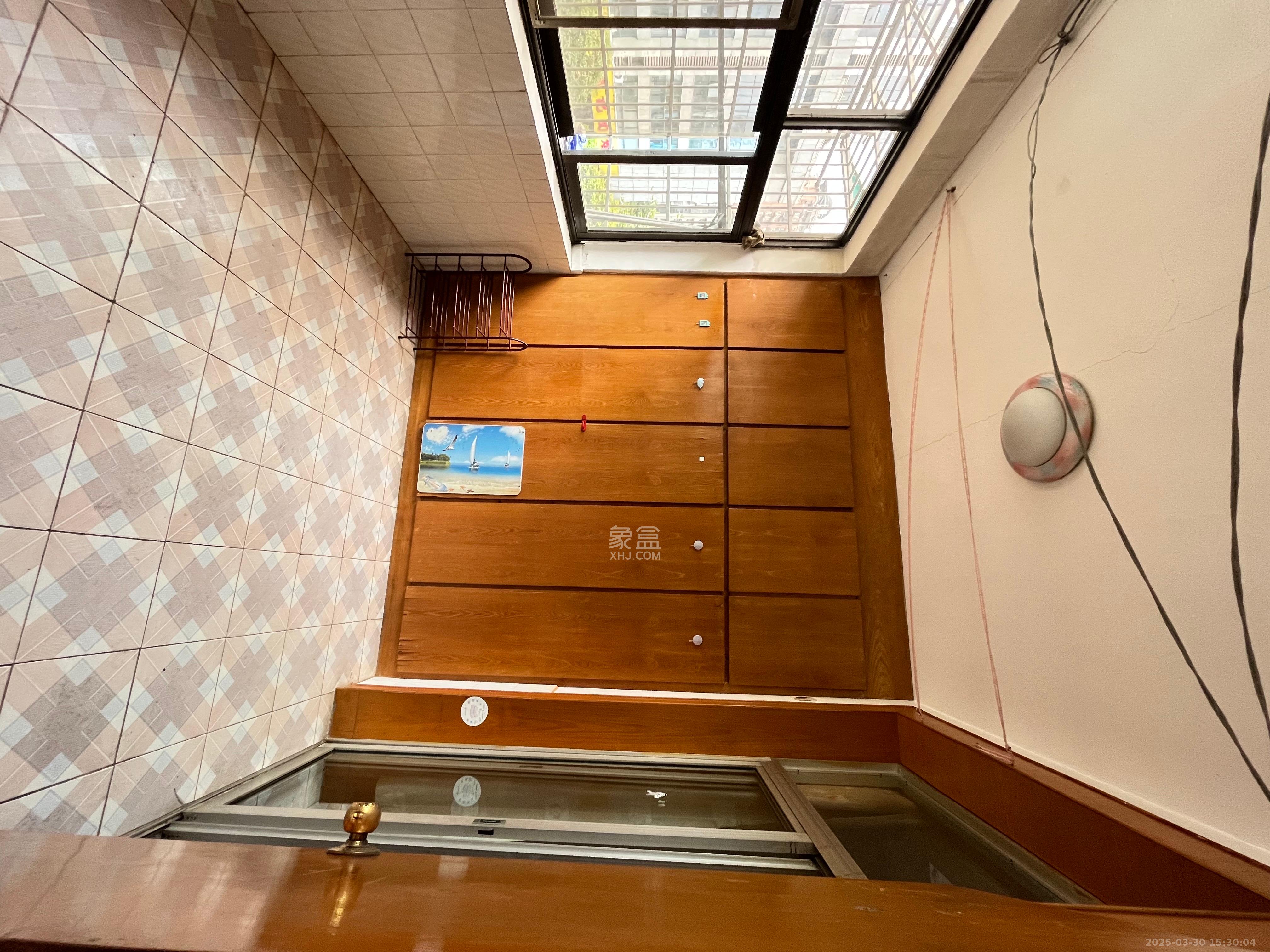 东塘电信宿舍 2室1厅1卫 1600.0元/月 东塘电信宿舍 2室1厅1卫 1600.0元/月室内图