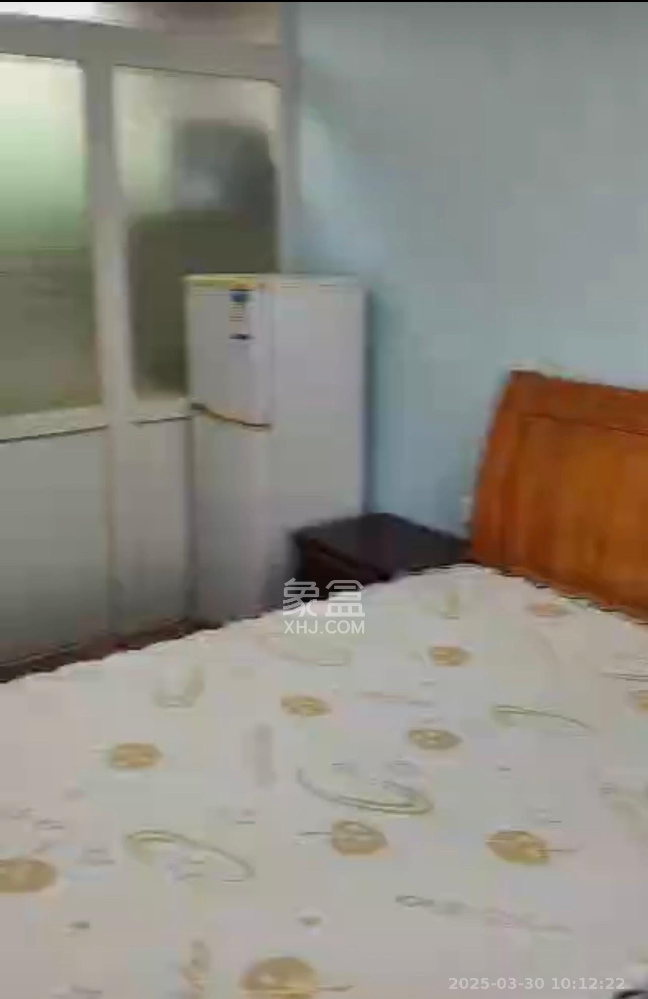 中盛小家碧寓  1室1厅1卫   1500.00元/月室内图