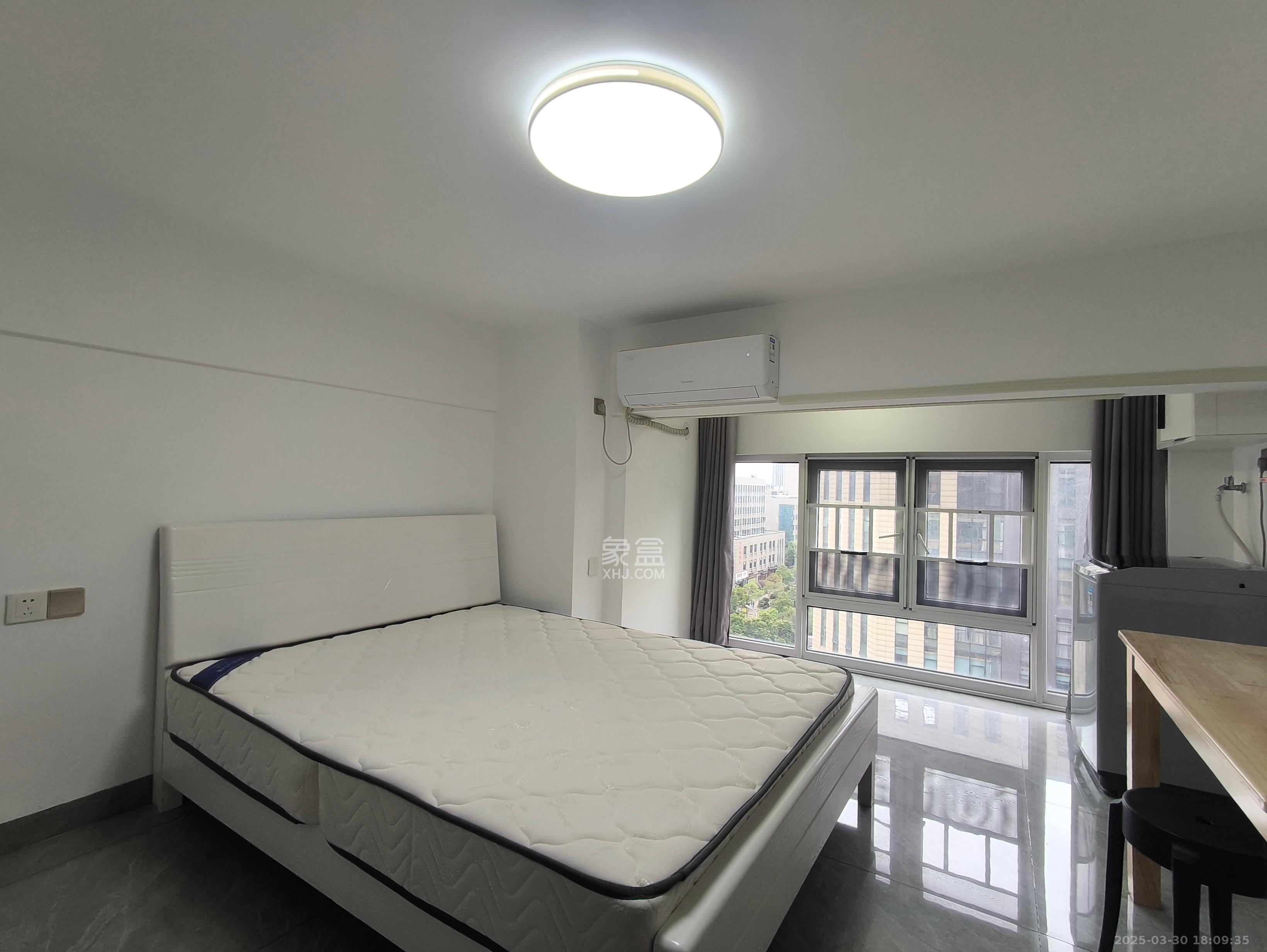 金地中交麓谷香颂(金地中交雅苑)  1室1厅1卫    1400.0元/月 金地中交麓谷香颂(金地中交雅苑)  1室1厅1卫    1400.0元/月室内图