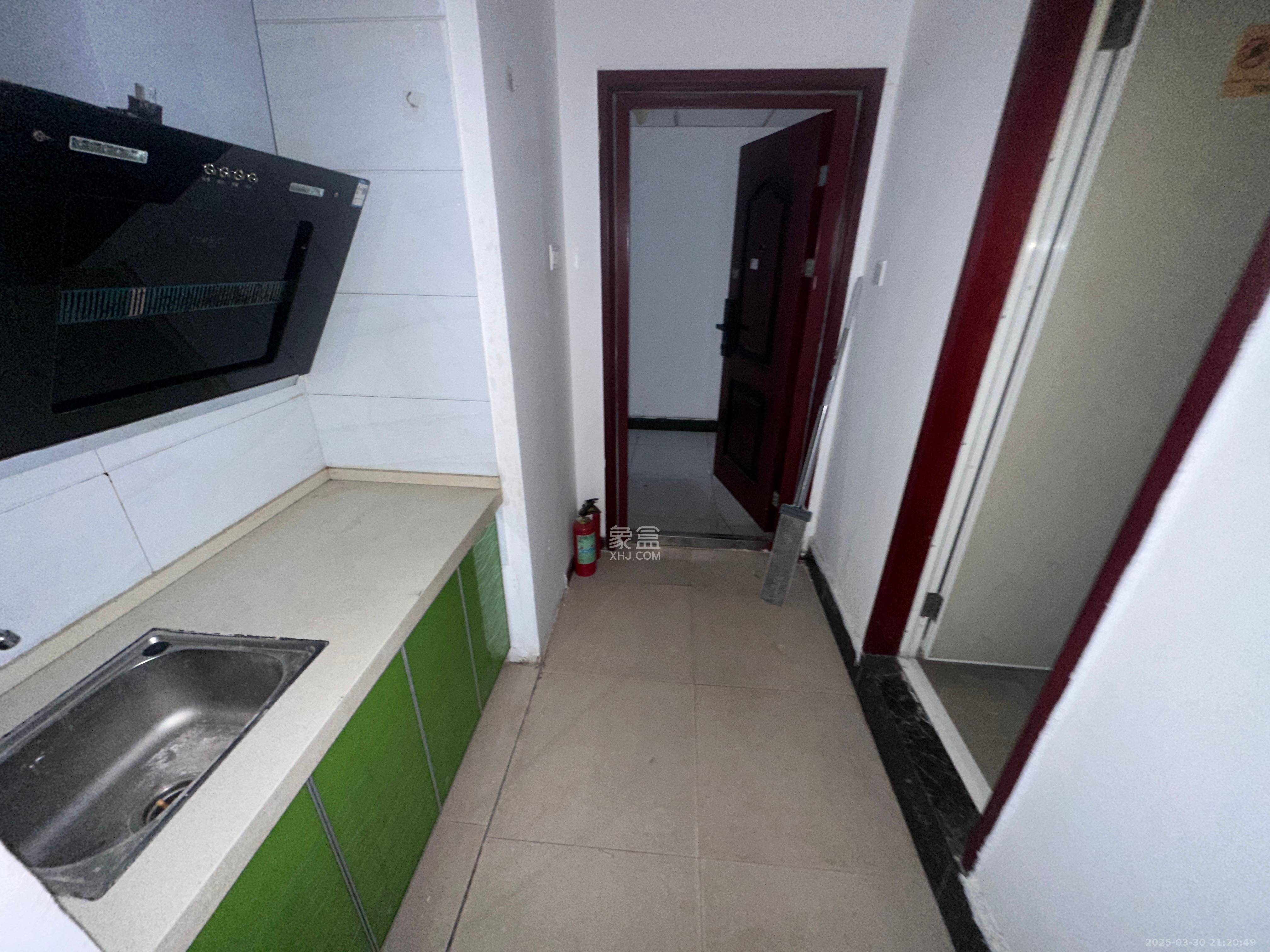 德雅路(邮电村)散盘 1室0厅0卫 1200.0元/月 德雅路(邮电村)散盘 1室0厅0卫 1200.0元/月室内图