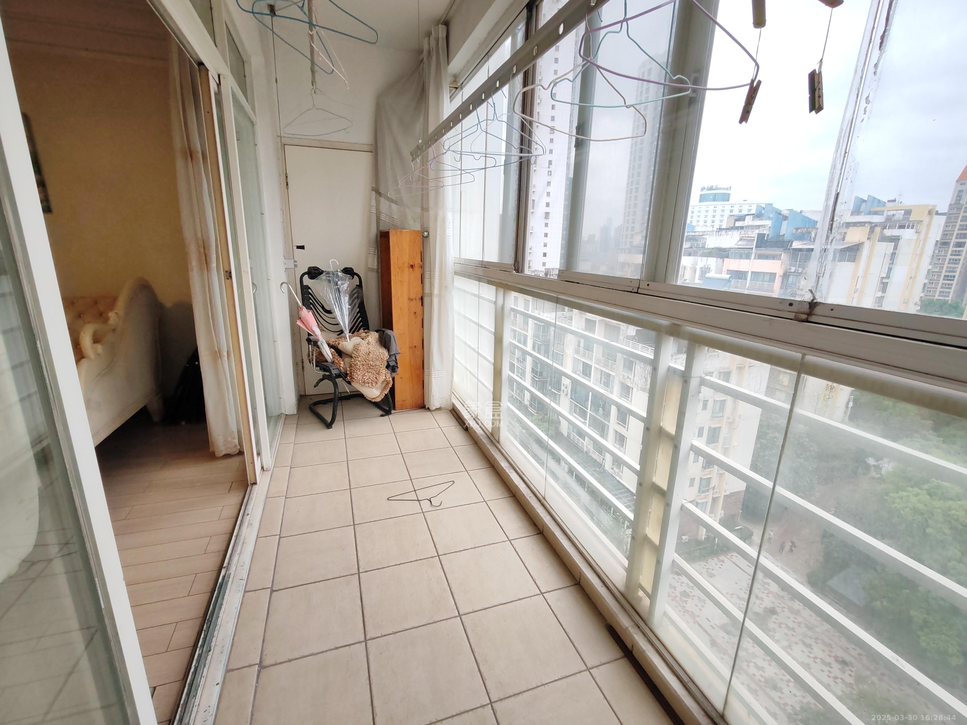 美林景园 4室2厅2卫 3500.0元/月 美林景园 4室2厅2卫 3500.0元/月室内图