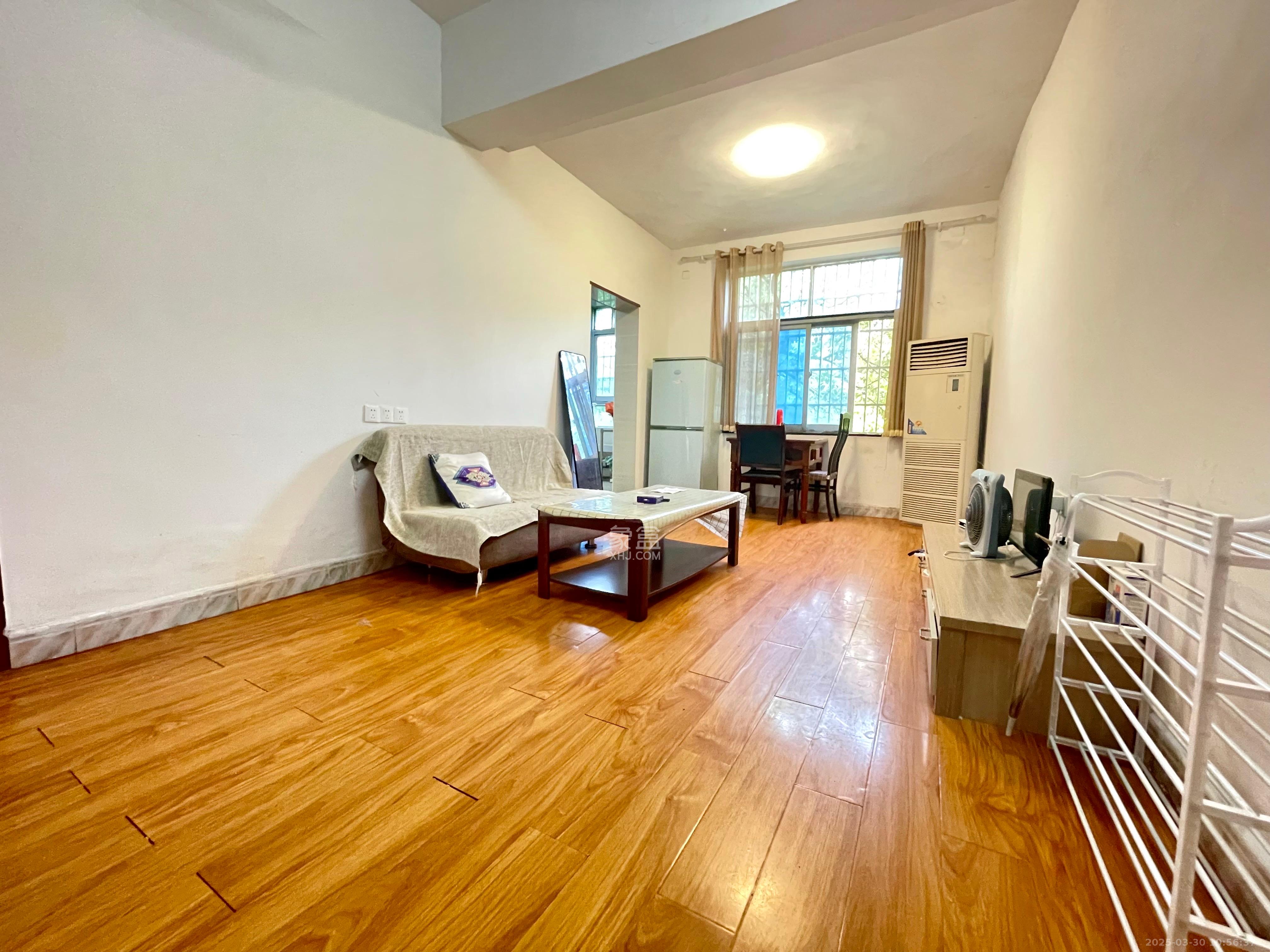 省质检局宿舍 2室2厅1卫 2000.0元/月 省质检局宿舍 2室2厅1卫 2000.0元/月室内图