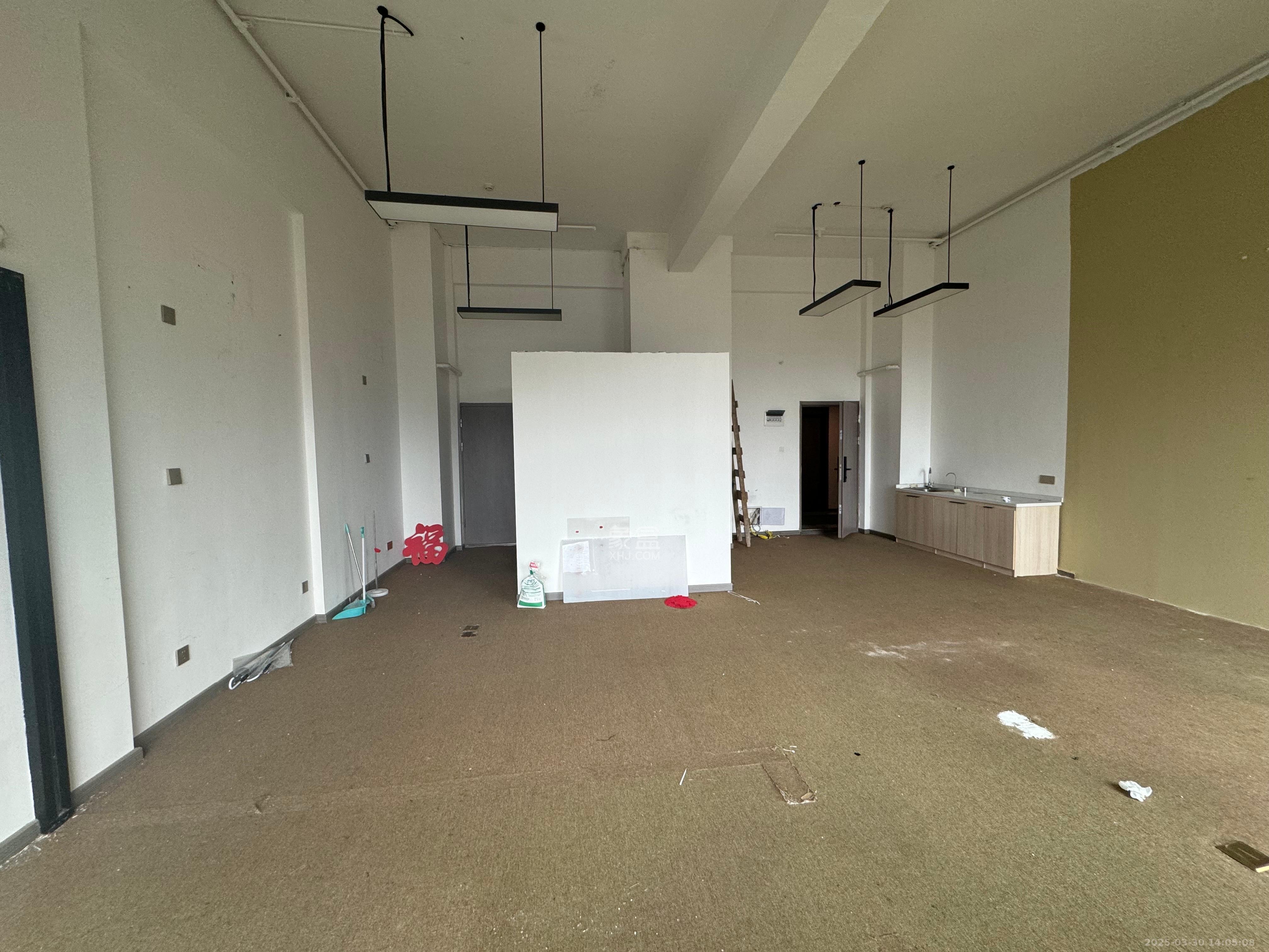 藏珑湖上公馆 1室0厅0卫 4500.0元/月 藏珑湖上公馆 1室0厅0卫 4500.0元/月室内图