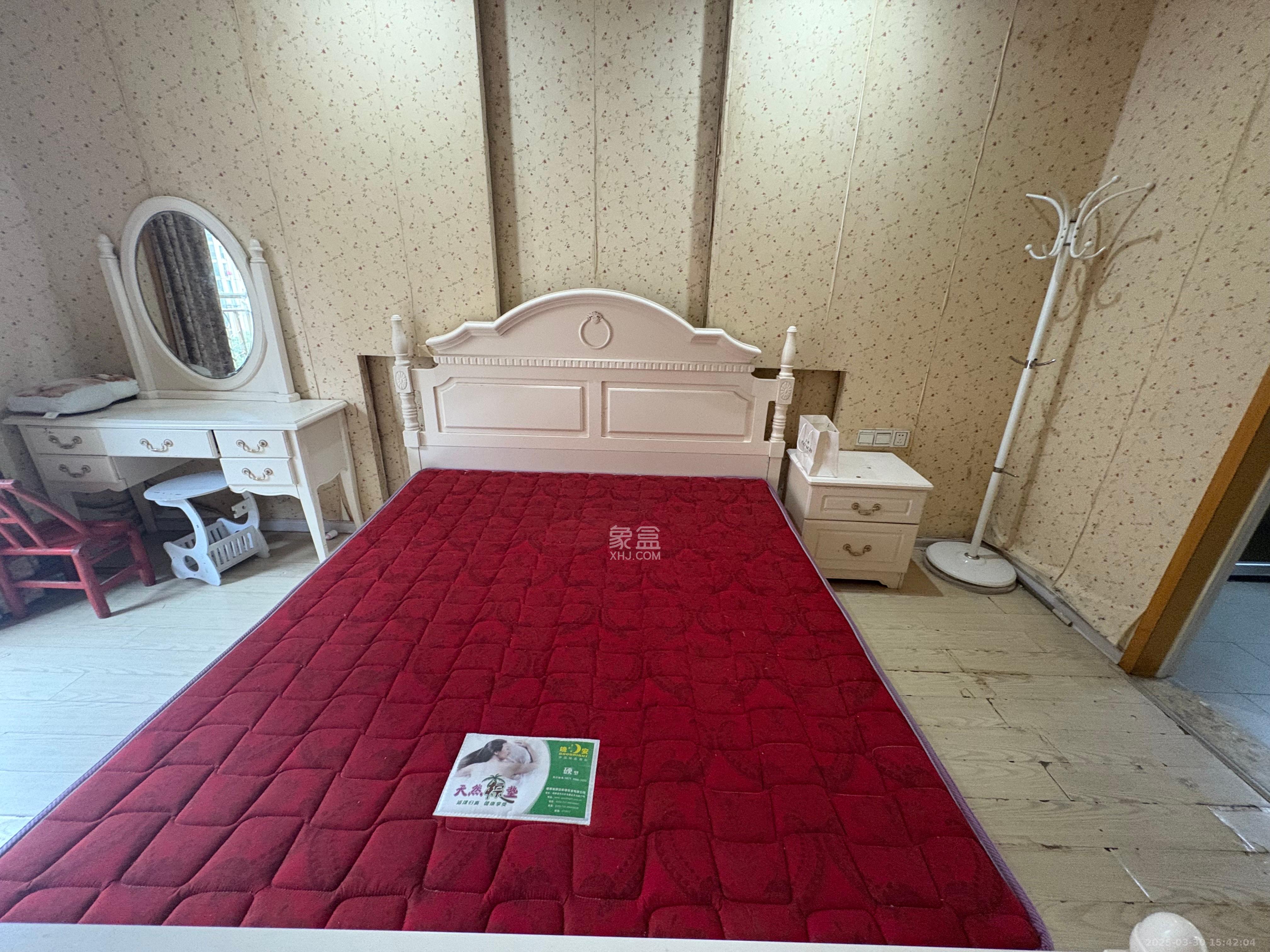 长沙玫瑰园 3室2厅2卫 2000.0元/月 长沙玫瑰园 3室2厅2卫 2000.0元/月室内图